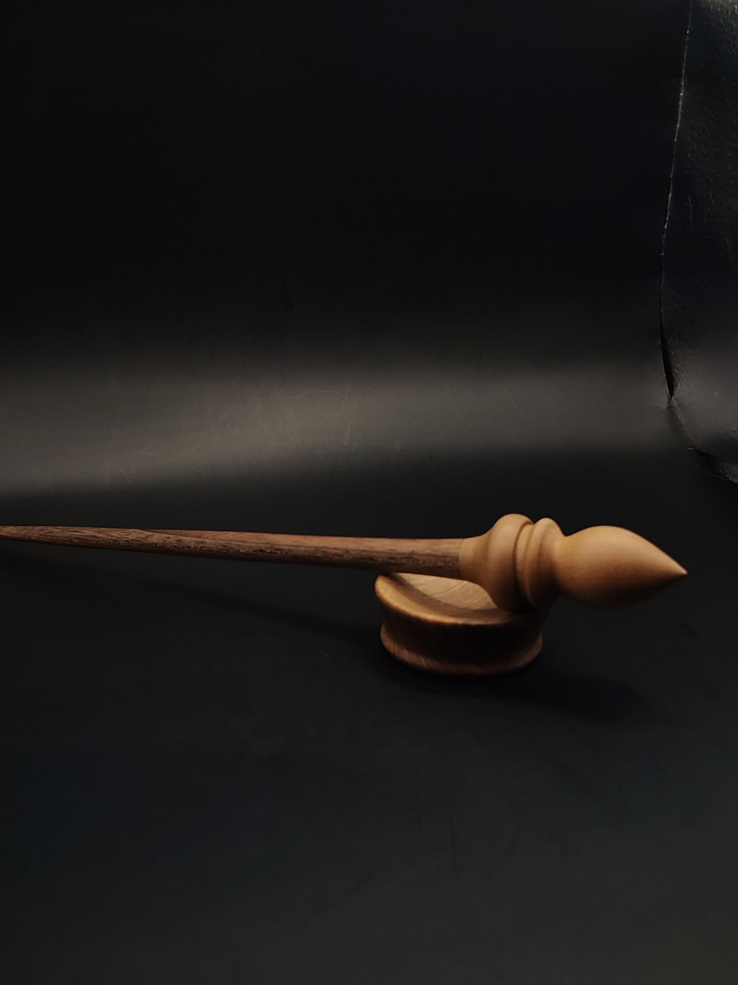 Support Spindle – Walnut Shaft & Pear Whorl, 27 cm / 10.6″, 22 g + Bowl