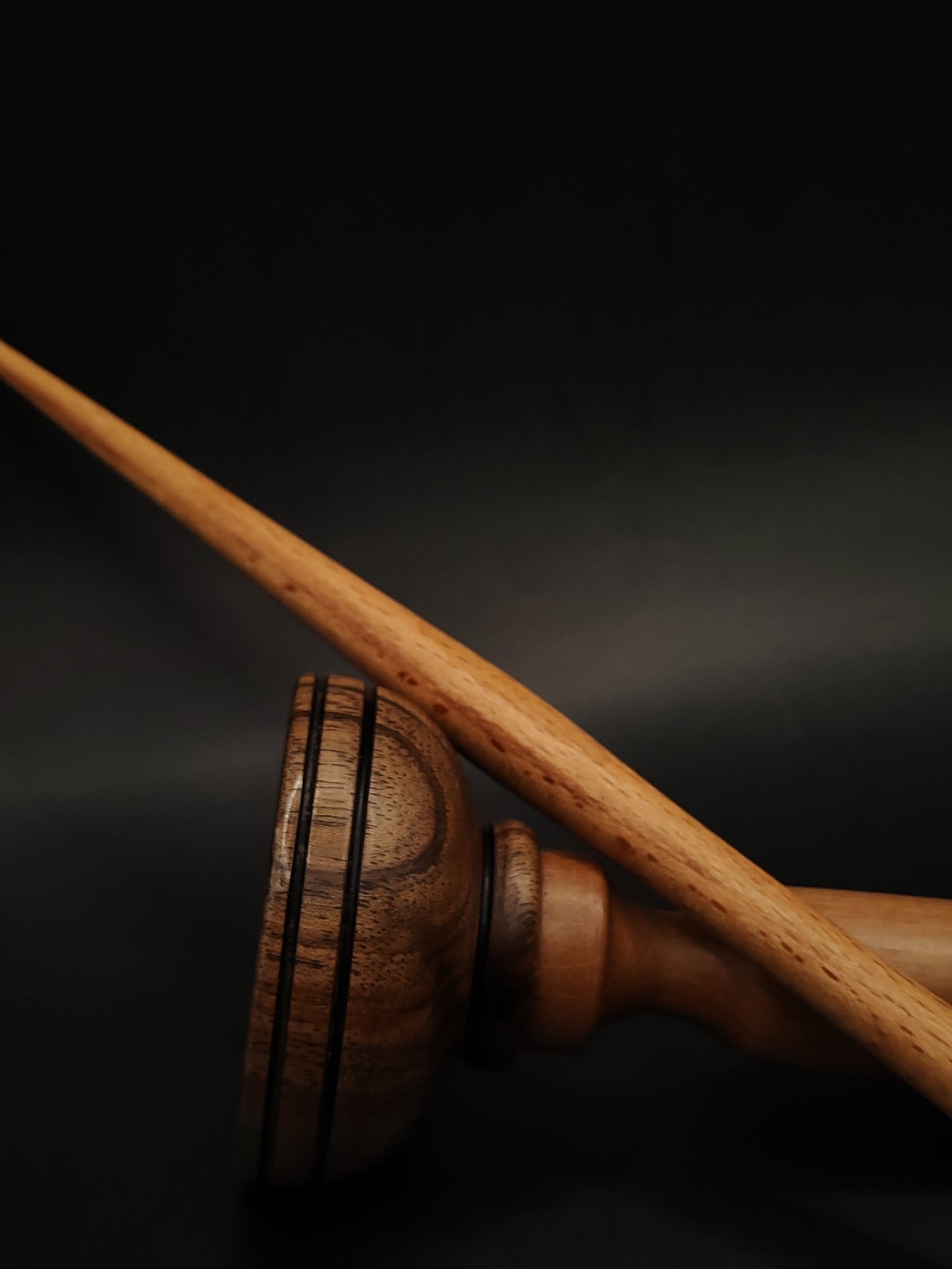 Support Spindle – Beech Shaft & Walnut Whorl, 25.5 cm / 10″, 26 g + Bowl