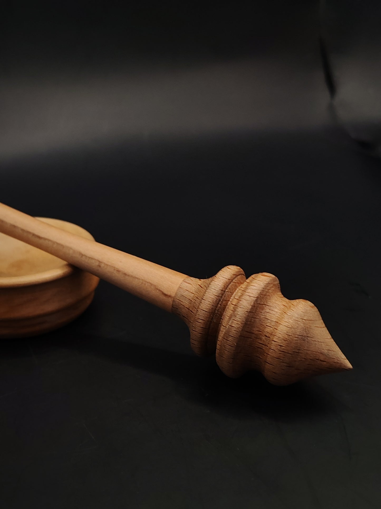 Support Spindle – Pear Shaft & Beech Whorl, 23 cm / 9.1″, 14 g + Sycamore Bowl