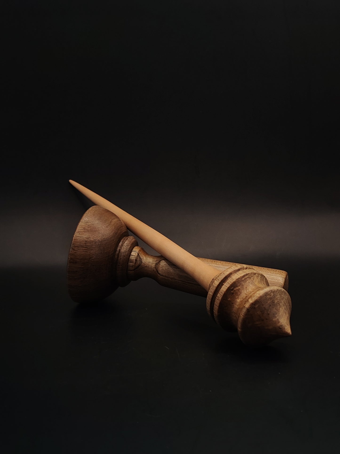 Support Spindle – Apple Shaft & Aged Walnut Whorl, 24 cm / 9.4″, 25 g + Lap Bowl