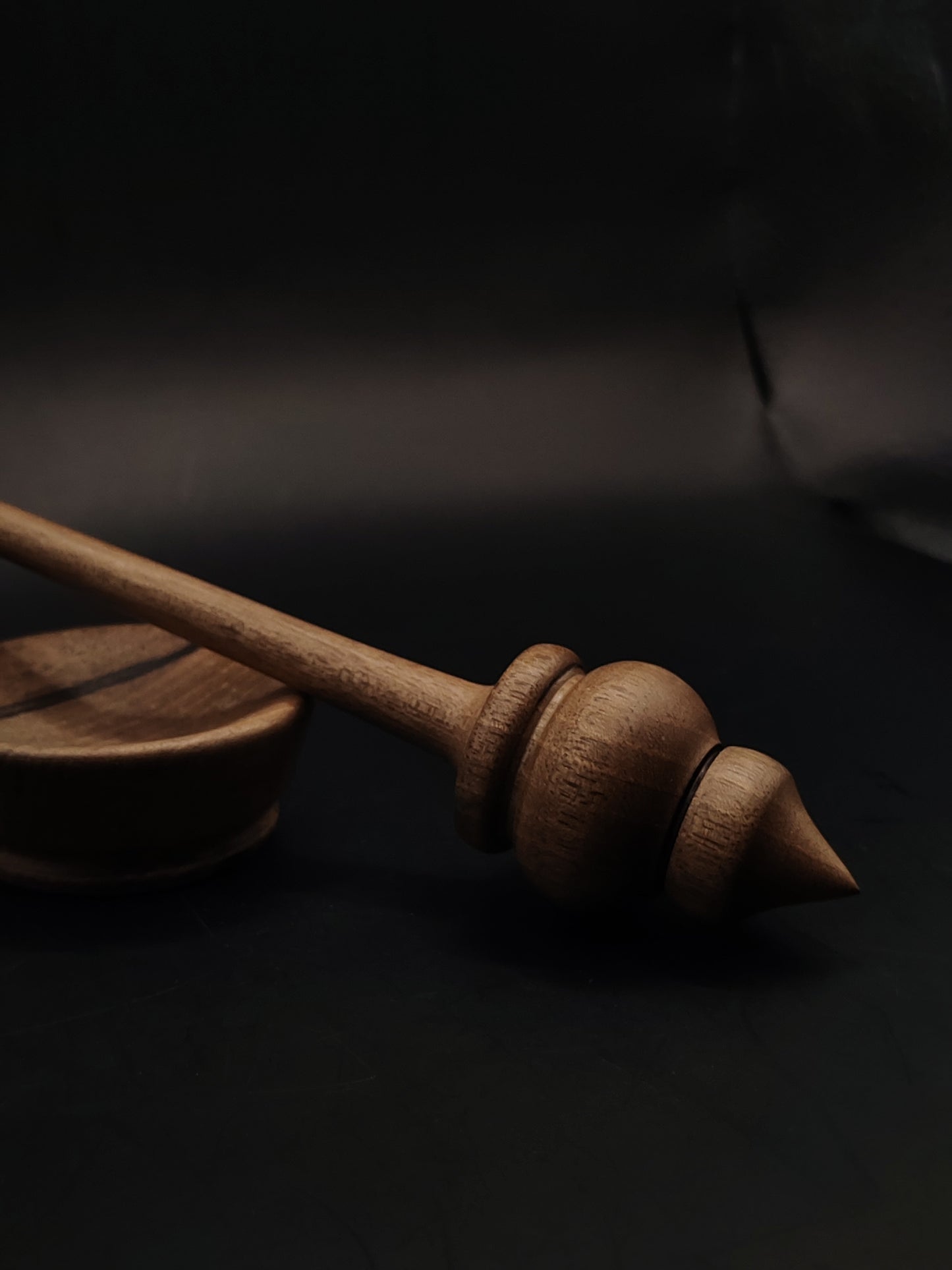 Support Spindle – Walnut Wood, 26 cm / 10.2″, 20 g + Walnut Bowl