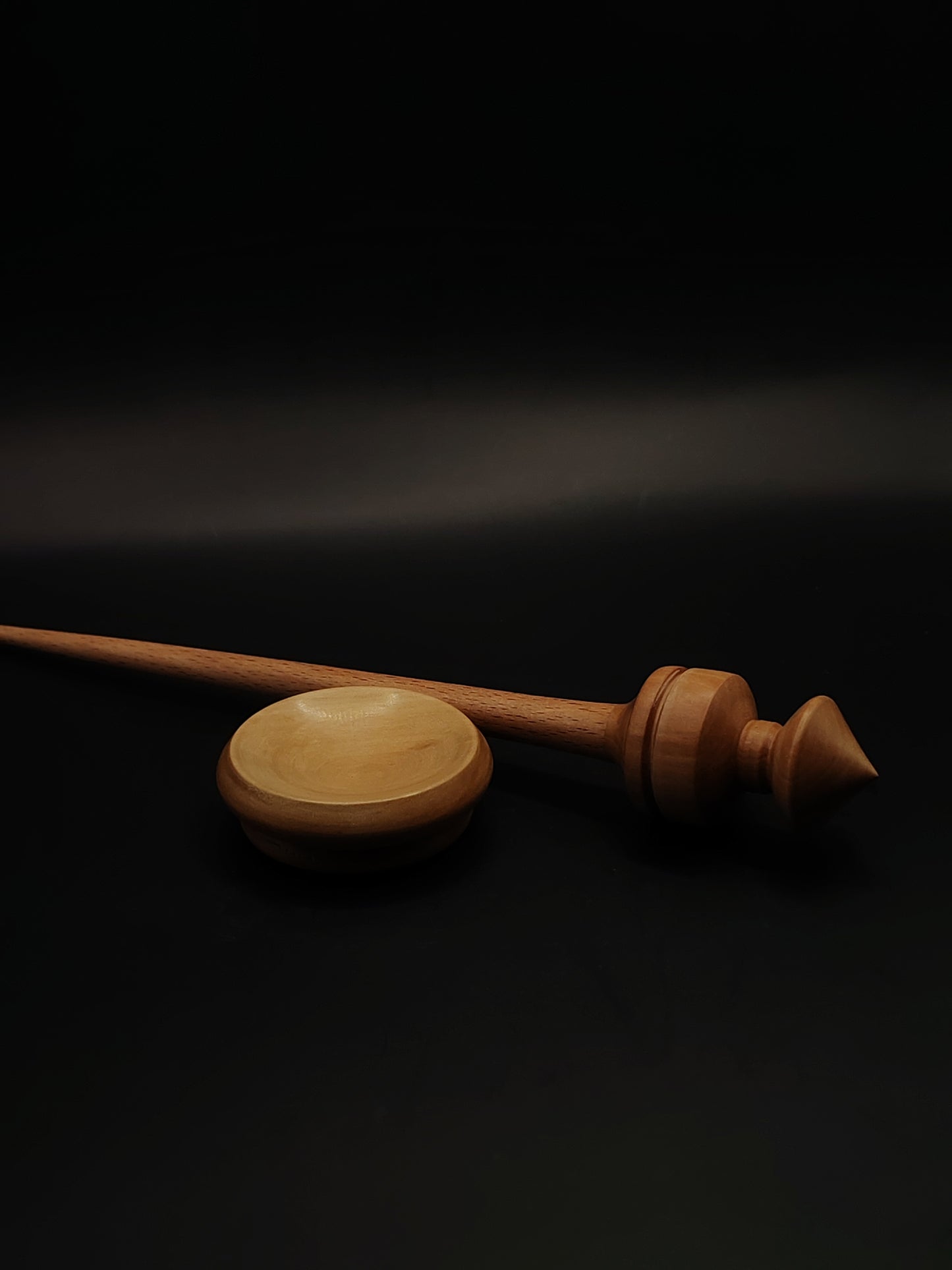 Support Spindle – Beech Shaft & Pear Whorl, 27.5 cm / 10.8″, 27 g + Bowl