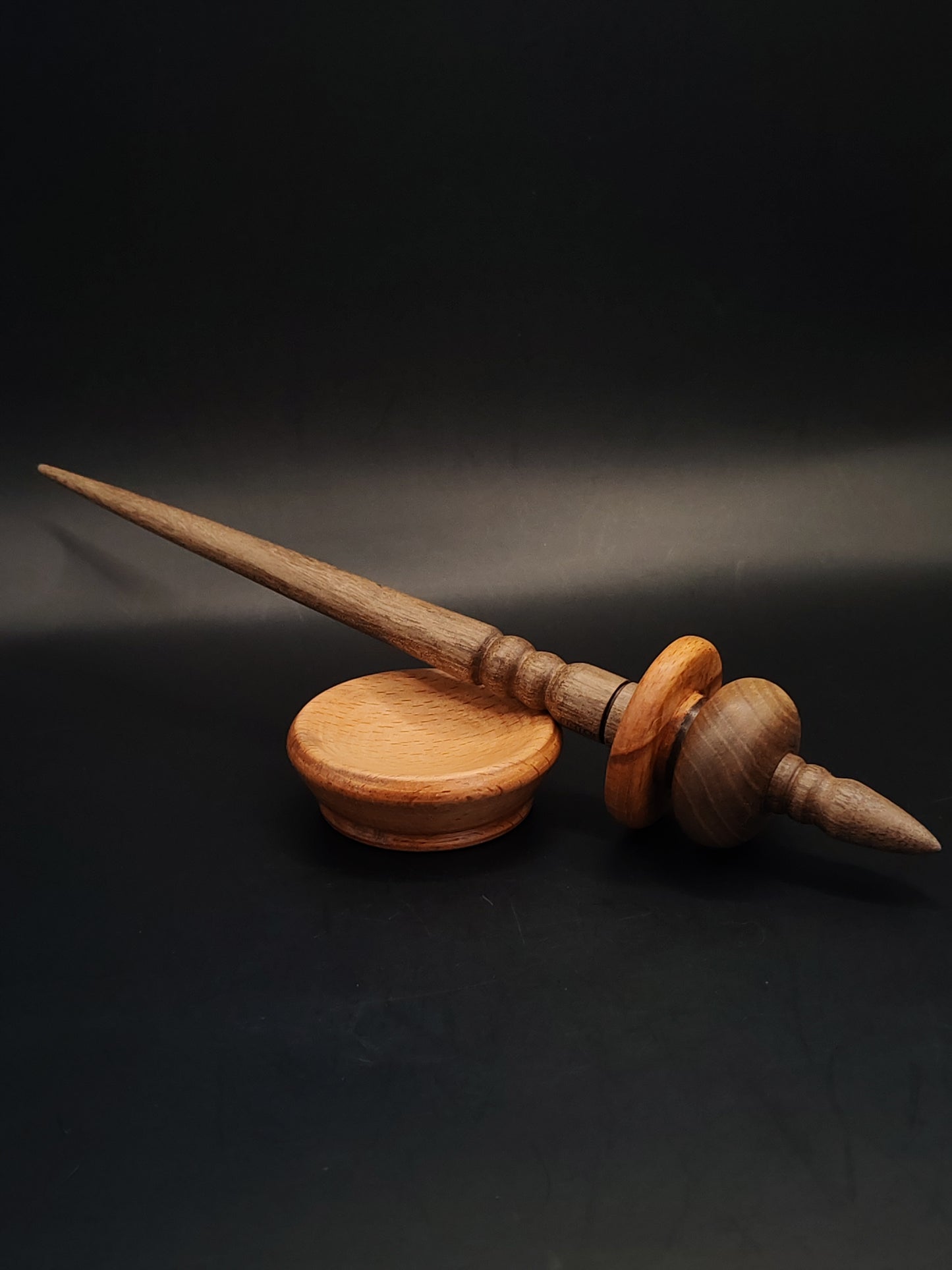 Support Spindle – Walnut Shaft & Beech–Walnut Whorl, 25.5 cm / 10″, 33 g + Bowl