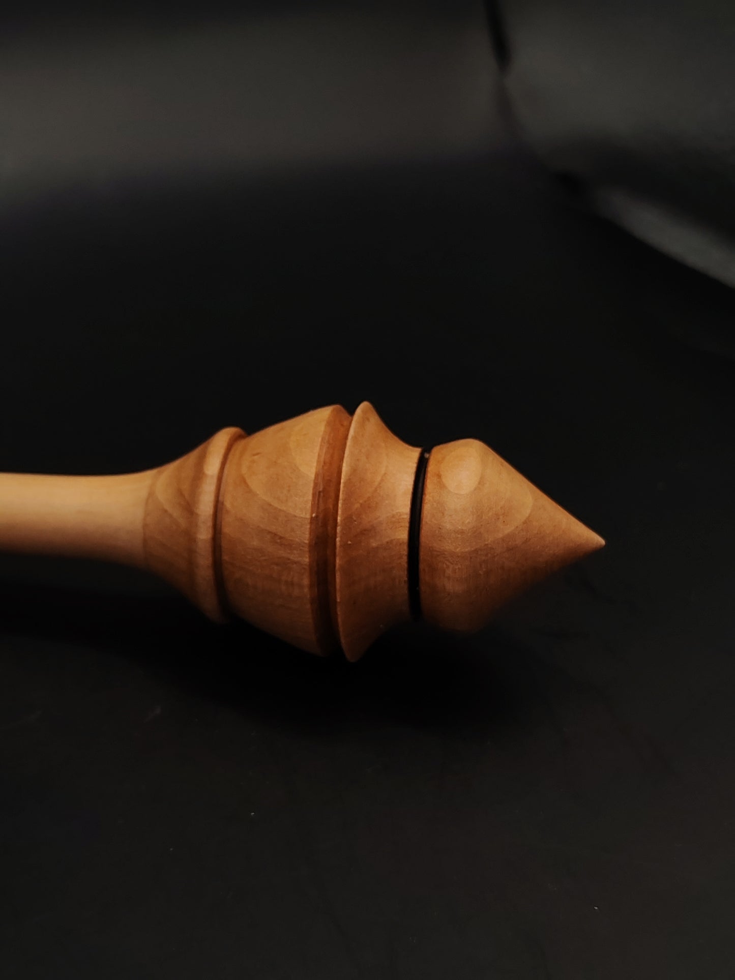 Support Spindle – Apple Shaft & Pear Whorl, 24.5 cm / 9.6″, 24 g + Bowl