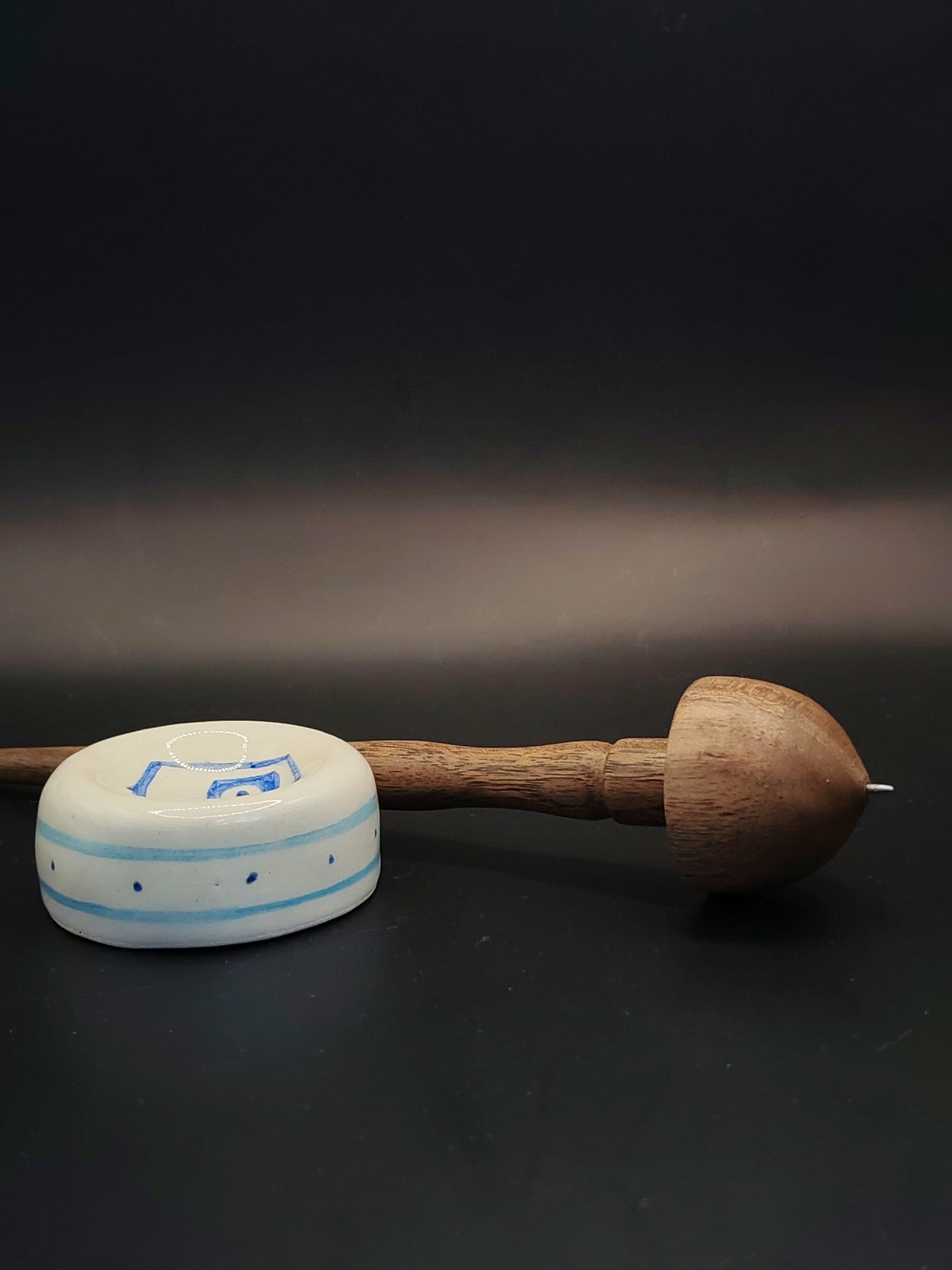 Support Spindle with Metal Tip – Walnut Wood, 24 cm / 9.4″, 27 g + Ceramic Bowl