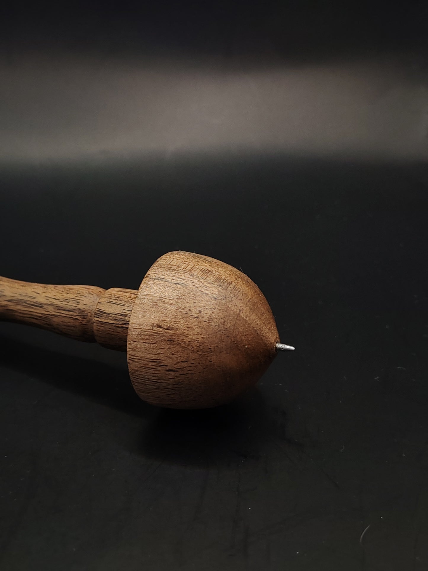 Support Spindle with Metal Tip – Walnut Wood, 24 cm / 9.4″, 27 g + Ceramic Bowl