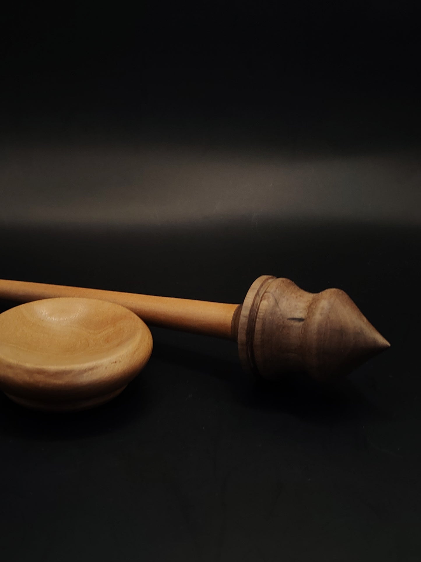 Support Spindle – Pear Shaft & Walnut Whorl, 25.5 cm / 10″, 28 g + Bowl