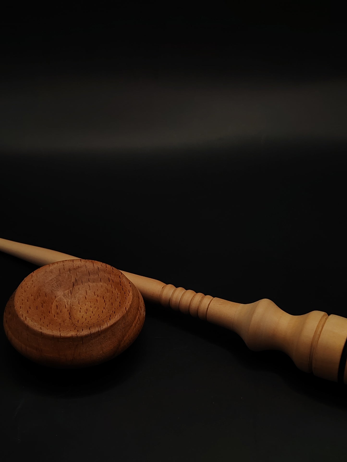 Support Spindle – Apple Wood, 26 cm / 10.2″, 22 g + Beech Bowl