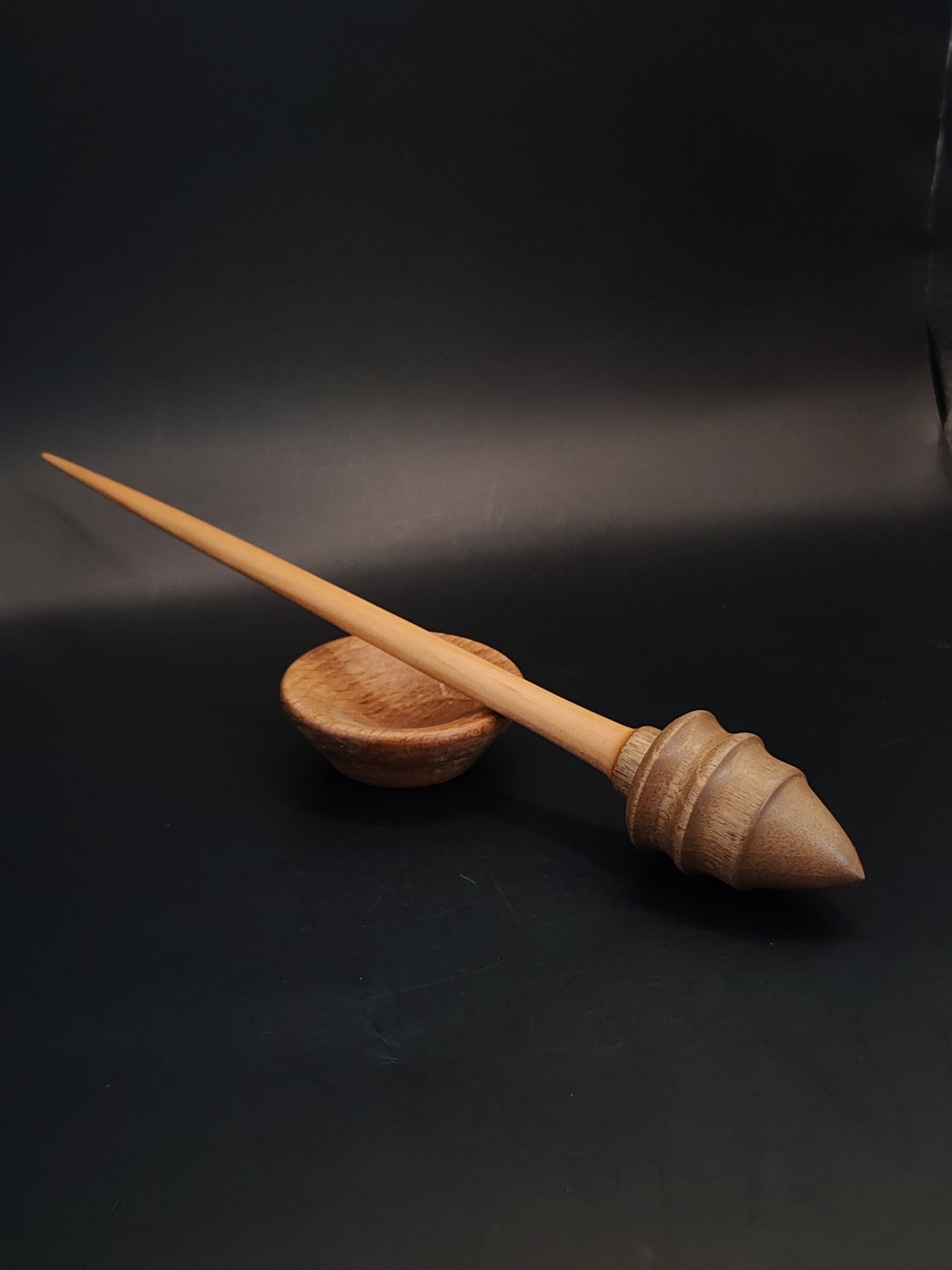 Support Spindle – Pear Shaft & Walnut Whorl, 24.5 cm / 9.6″, 22 g + Bowl