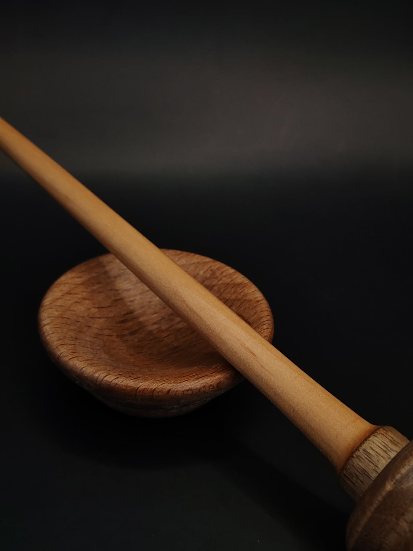 Support Spindle – Pear Shaft & Walnut Whorl, 24.5 cm / 9.6″, 22 g + Bowl