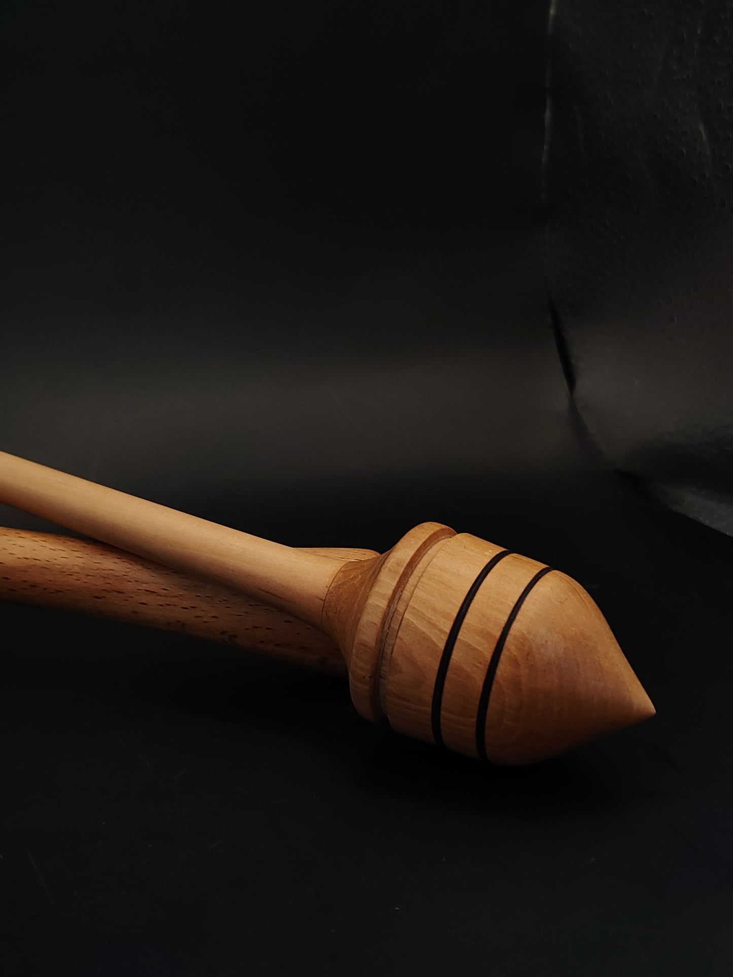 Support Spindle – Plum Shaft & Pear Whorl, 27 cm / 10.6″, 34 g + Lap Bowl