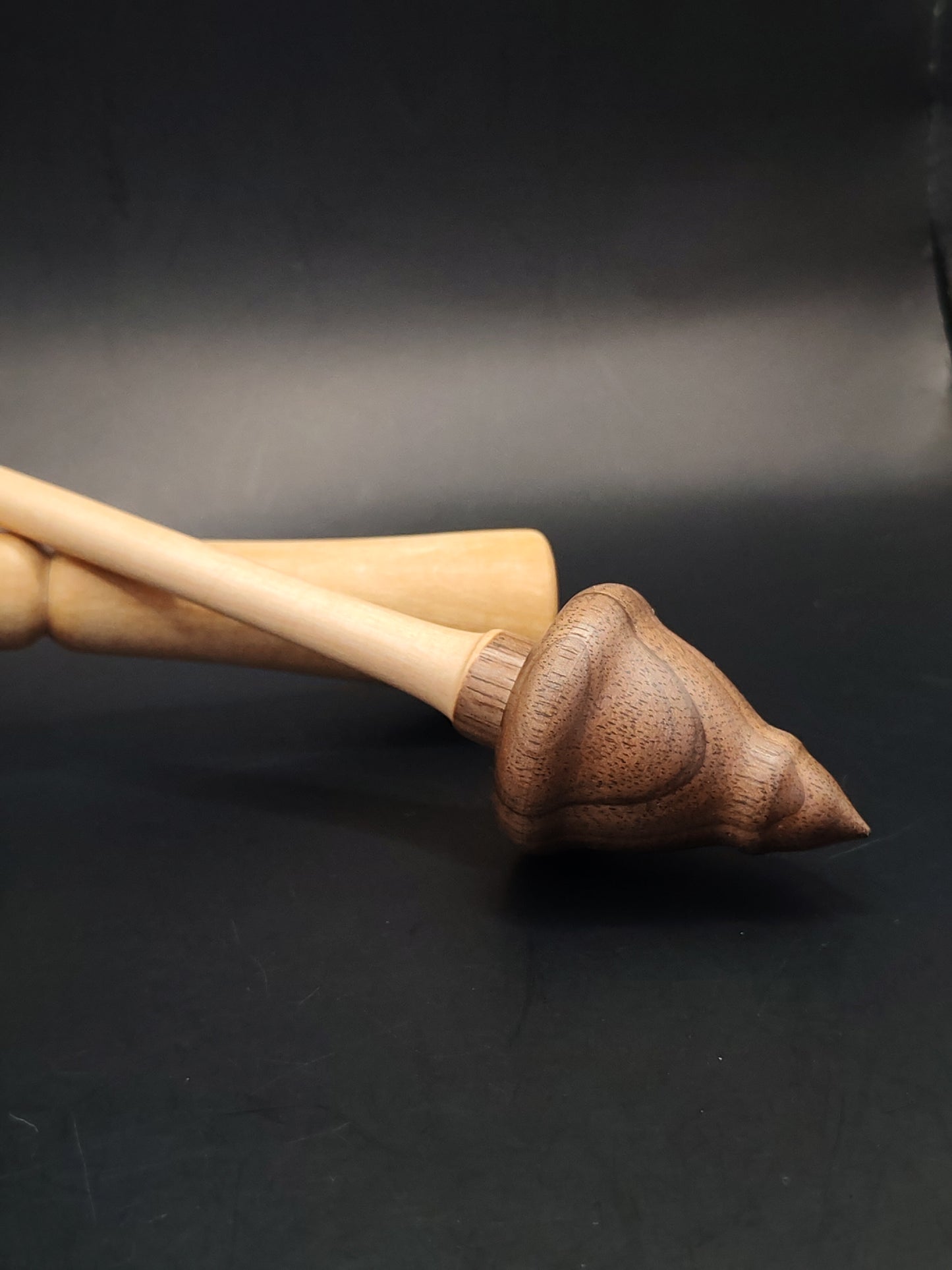 Support Spindle – Apple Shaft & Walnut Whorl, 27 cm / 10.6″, 22 g + Lap Bowl