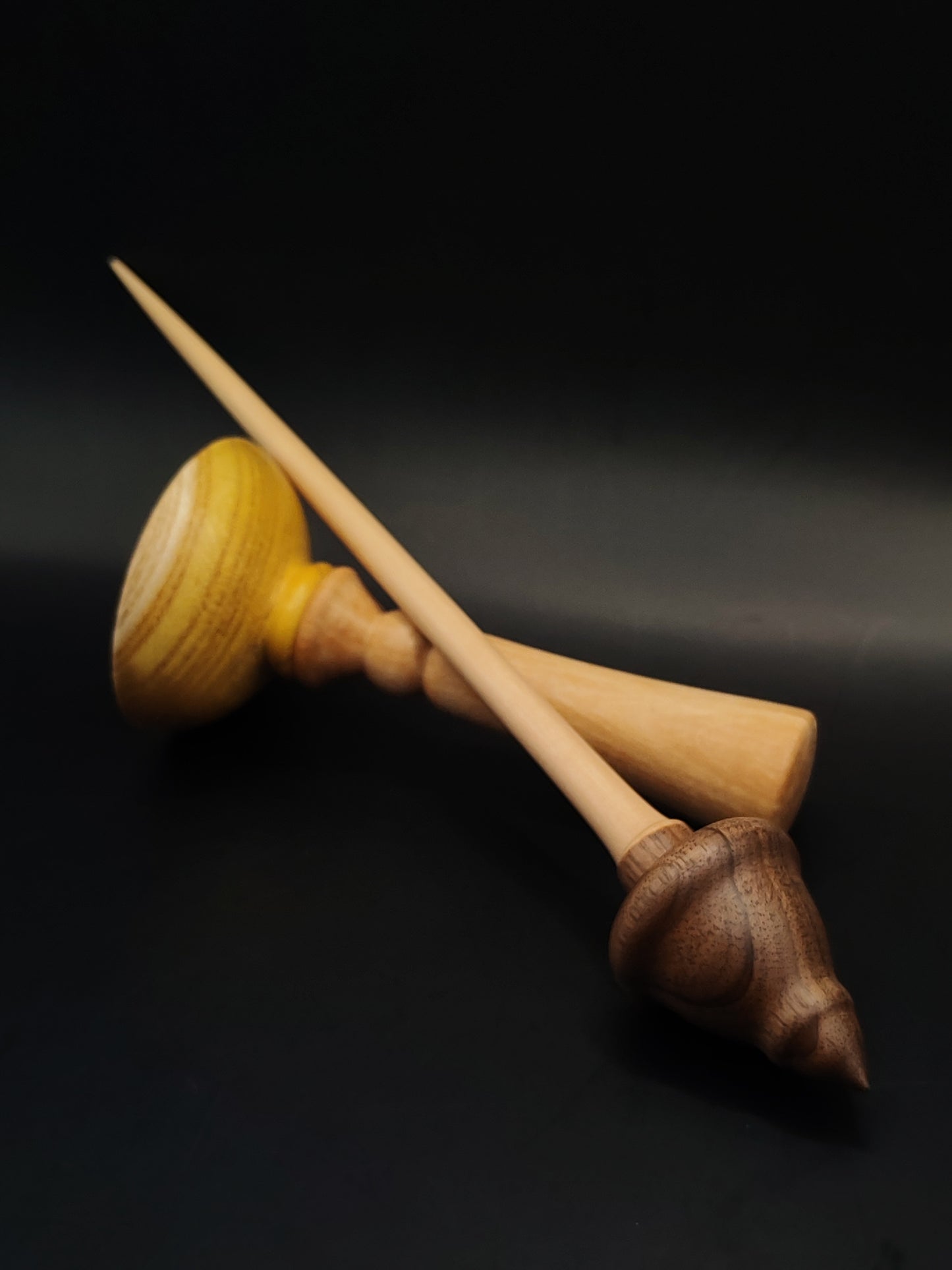 Support Spindle – Apple Shaft & Walnut Whorl, 27 cm / 10.6″, 22 g + Lap Bowl