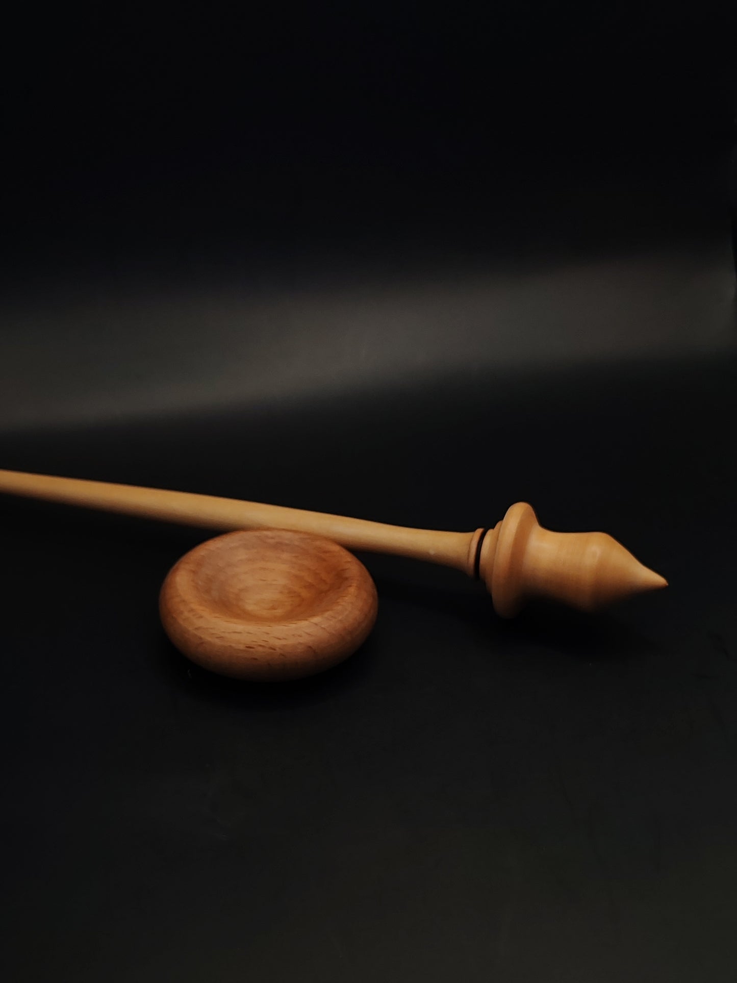 Support Spindle – Double Pear Wood, 27 cm / 10.6″, 21 g + Beech Bowl