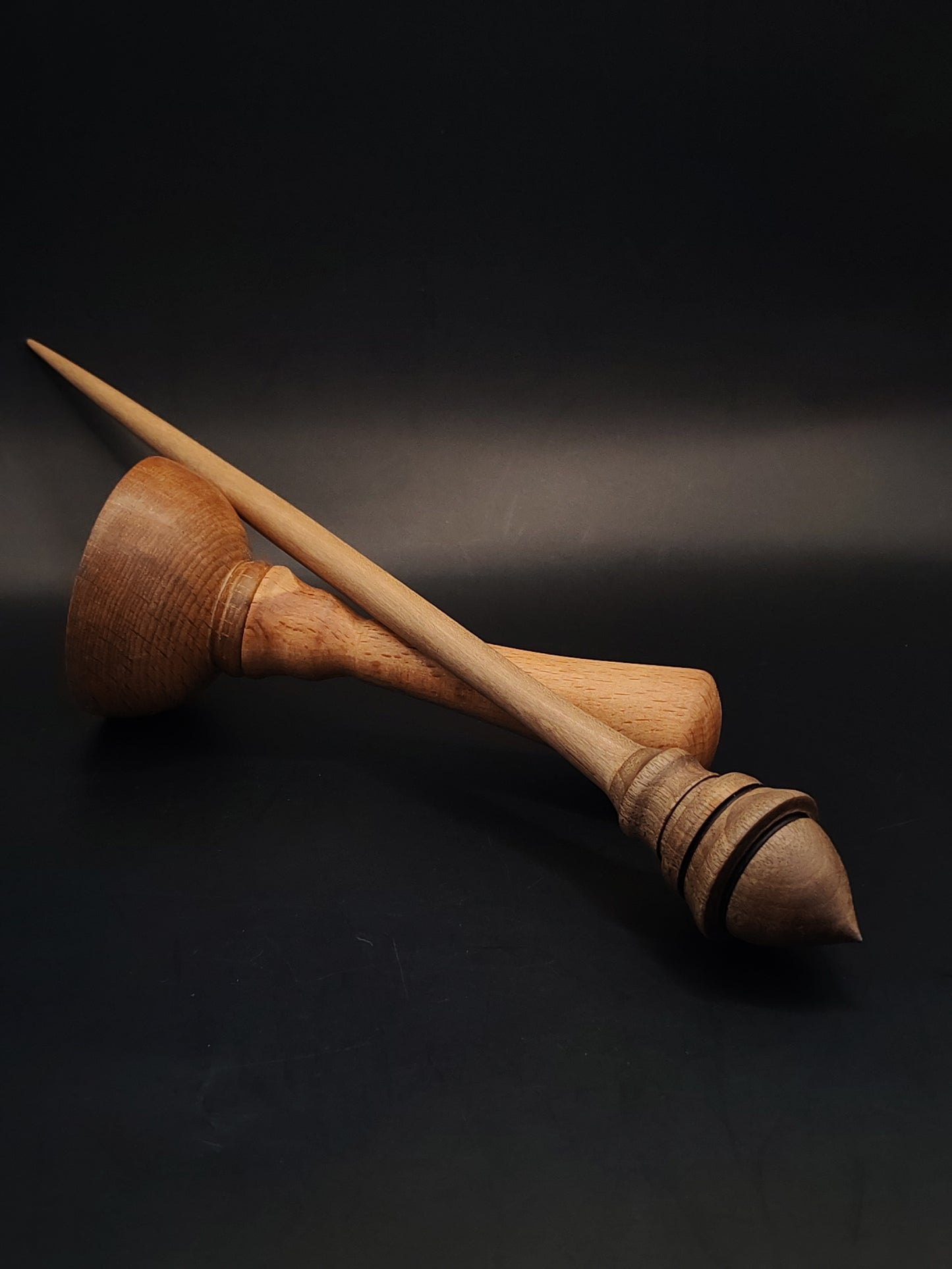 Support Spindle – Walnut Wood, 26.5 cm / 10.4″, 21 g + Beech Lap Bowl