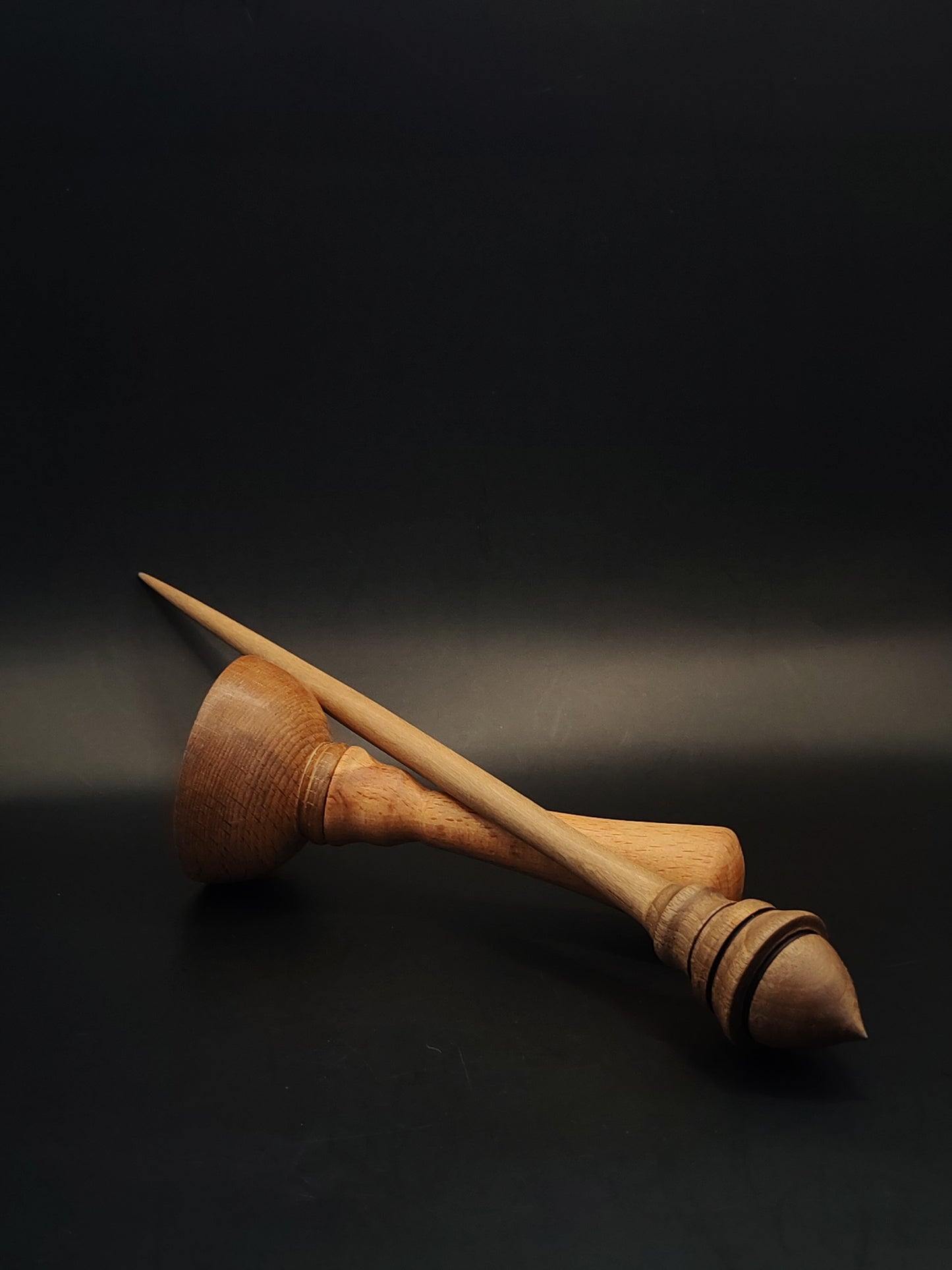 Support Spindle – Walnut Wood, 26.5 cm / 10.4″, 21 g + Beech Lap Bowl