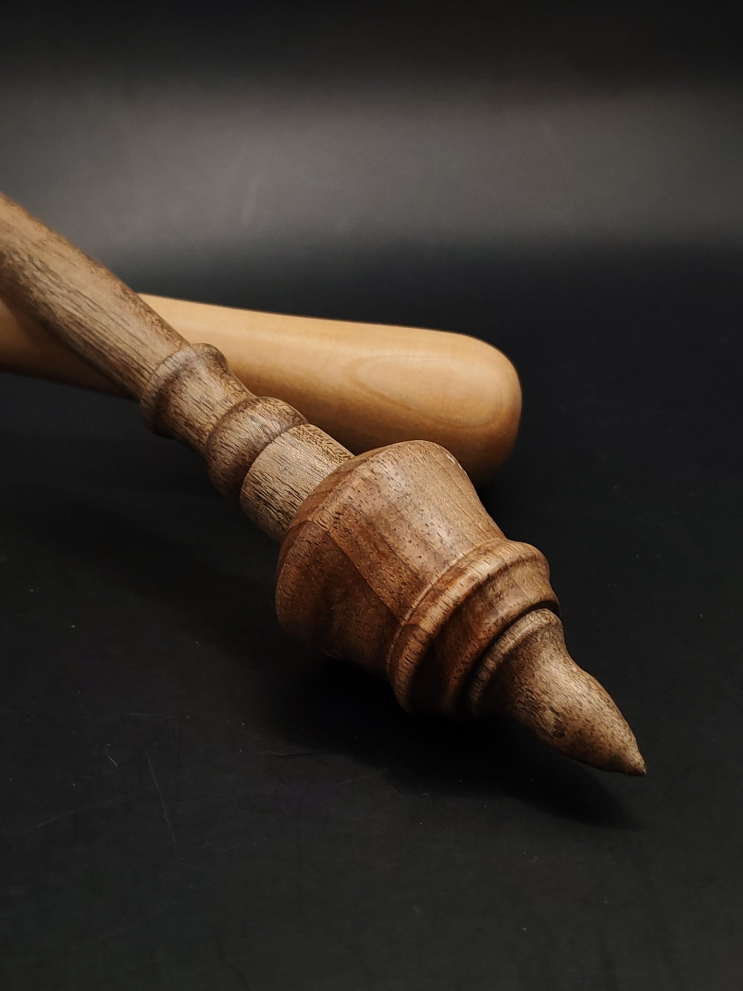 Support Spindle – Walnut Wood, 25 cm / 9.8″, 22 g + Pear Lap Bowl