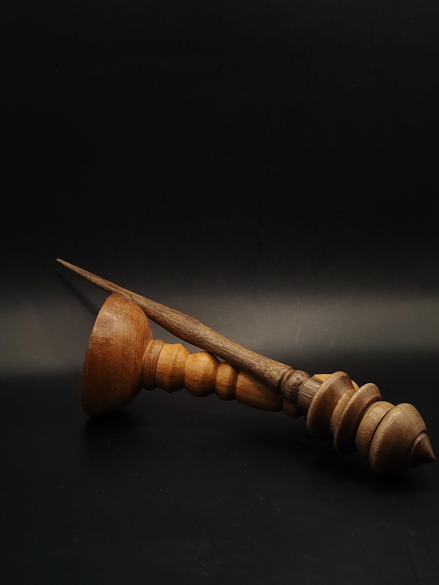 Support Spindle – Walnut Wood, 24.5 cm / 9.6″, 28 g + Pear Beech Lap Bowl