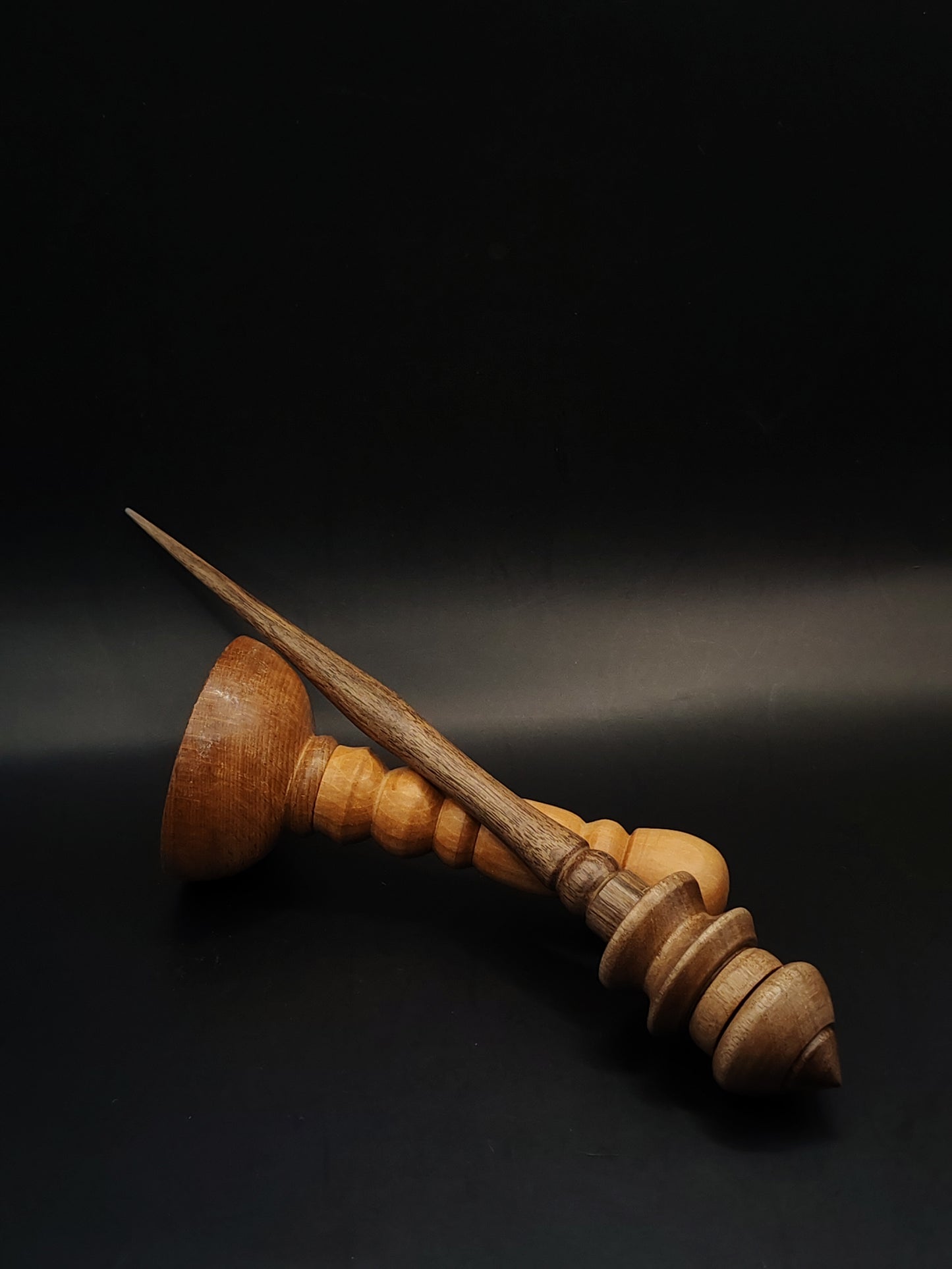 Support Spindle – Walnut Wood, 24.5 cm / 9.6″, 28 g + Pear Beech Lap Bowl