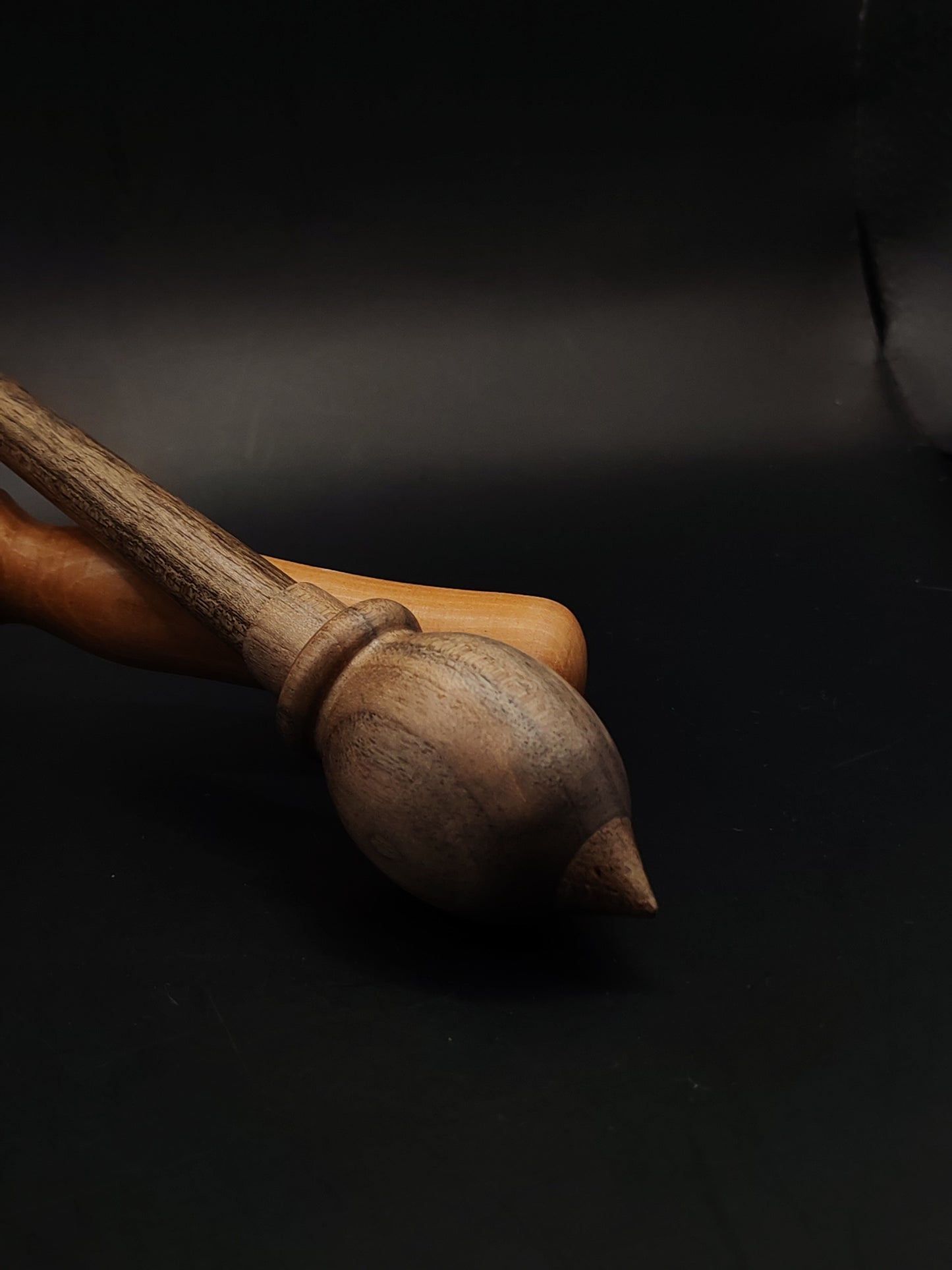 Support Spindle – Walnut Wood, 24.5 cm / 9.6″, 30 g + Pear Walnut Lap Bowl