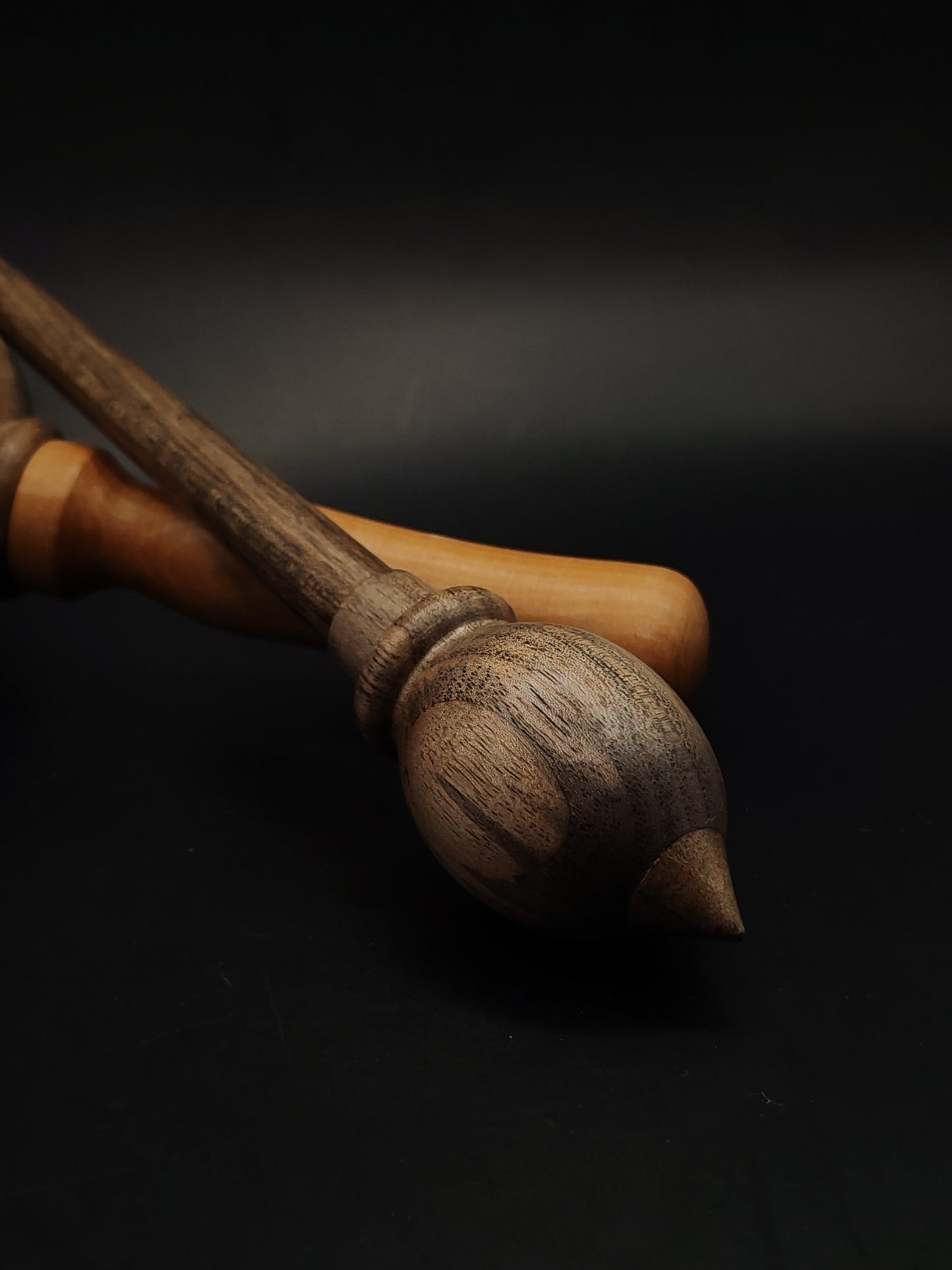 Support Spindle – Walnut Wood, 24.5 cm / 9.6″, 30 g + Pear Walnut Lap Bowl