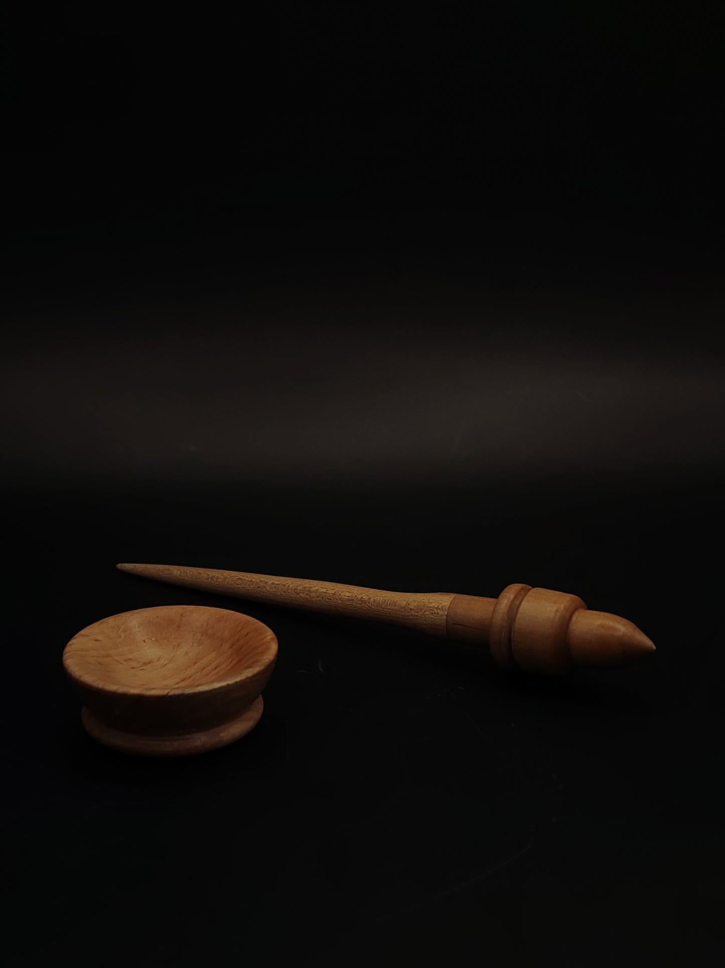 Mini Support Spindle for Yarn Spinning – Sycamore & Pear, 15 cm (5.9″), 7 g Bowl