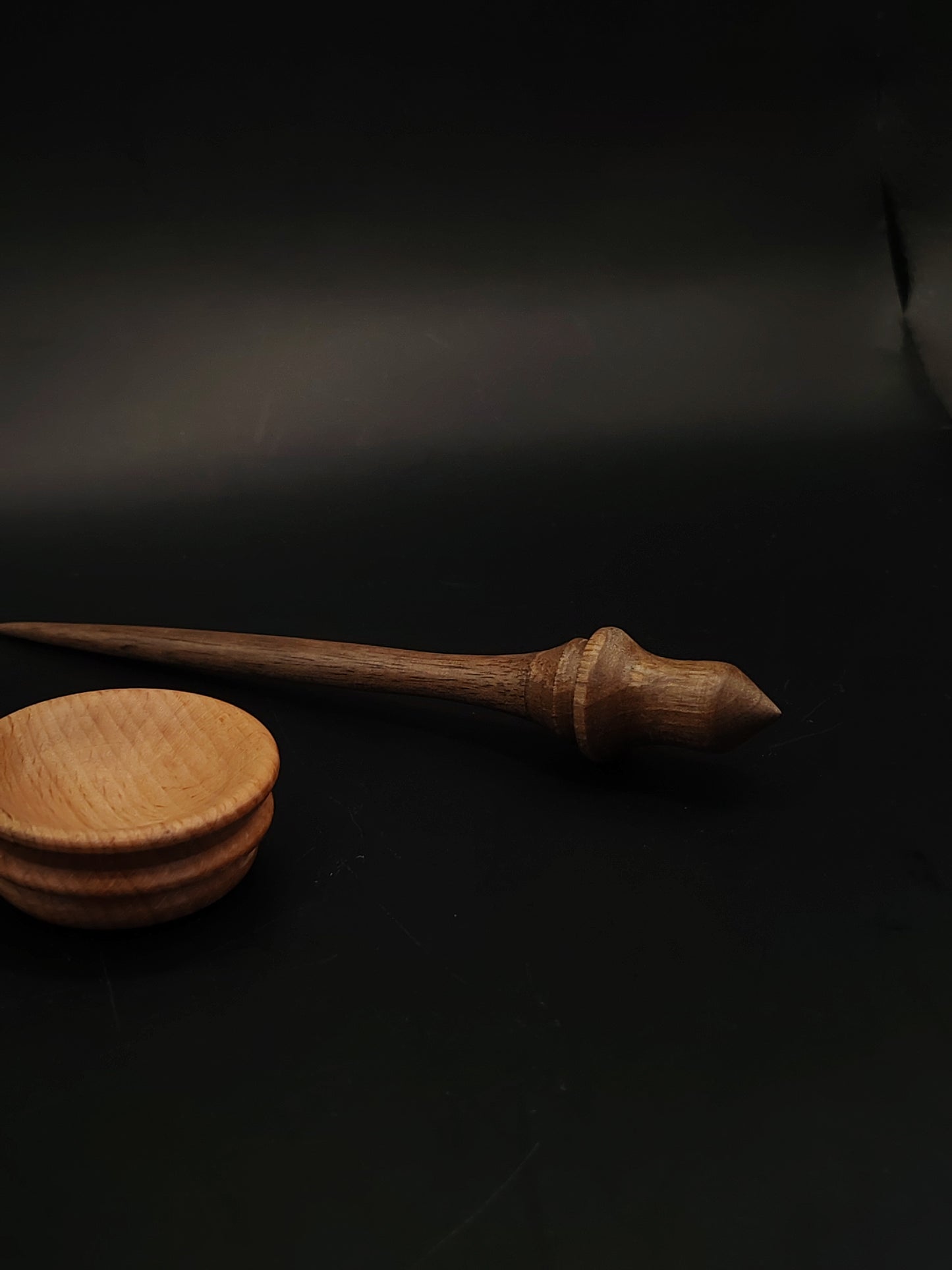 Mini Support Spindle for Yarn Spinning – Walnut, 14.5 cm (5.7″), 6 g Bowl