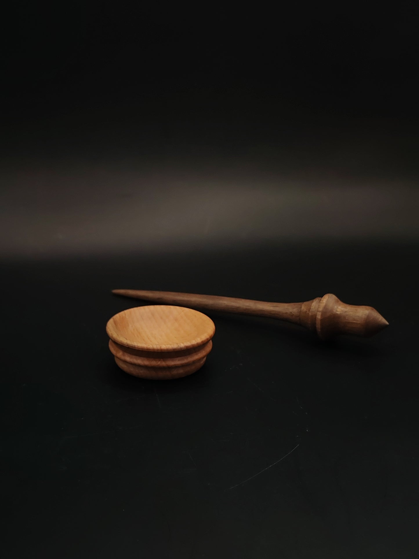 Mini Support Spindle for Yarn Spinning – Walnut, 14.5 cm (5.7″), 6 g Bowl