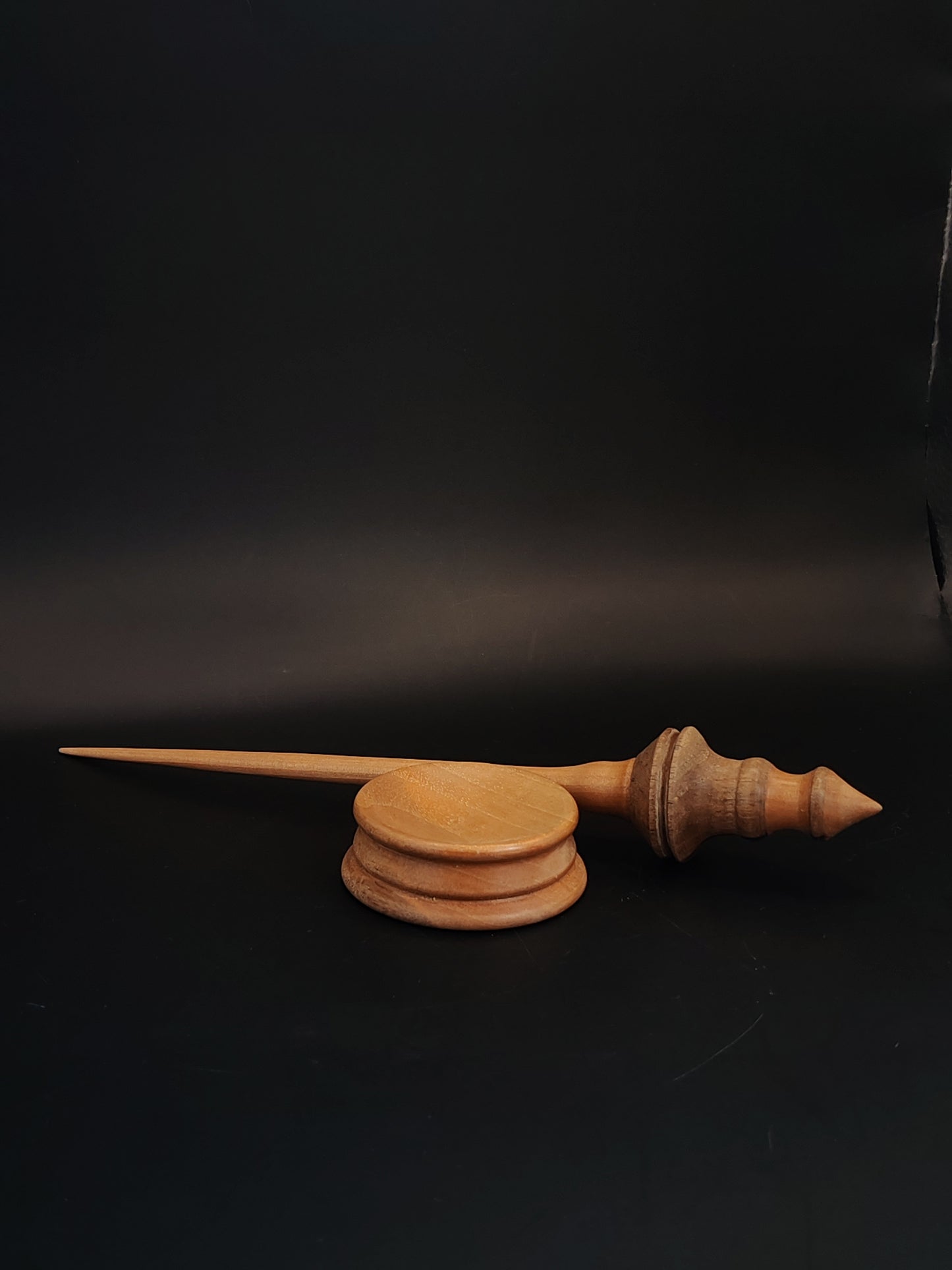 Support Spindle for Yarn Spinning – Pear & Walnut, 24 cm (9.4″), 19 g Bowl