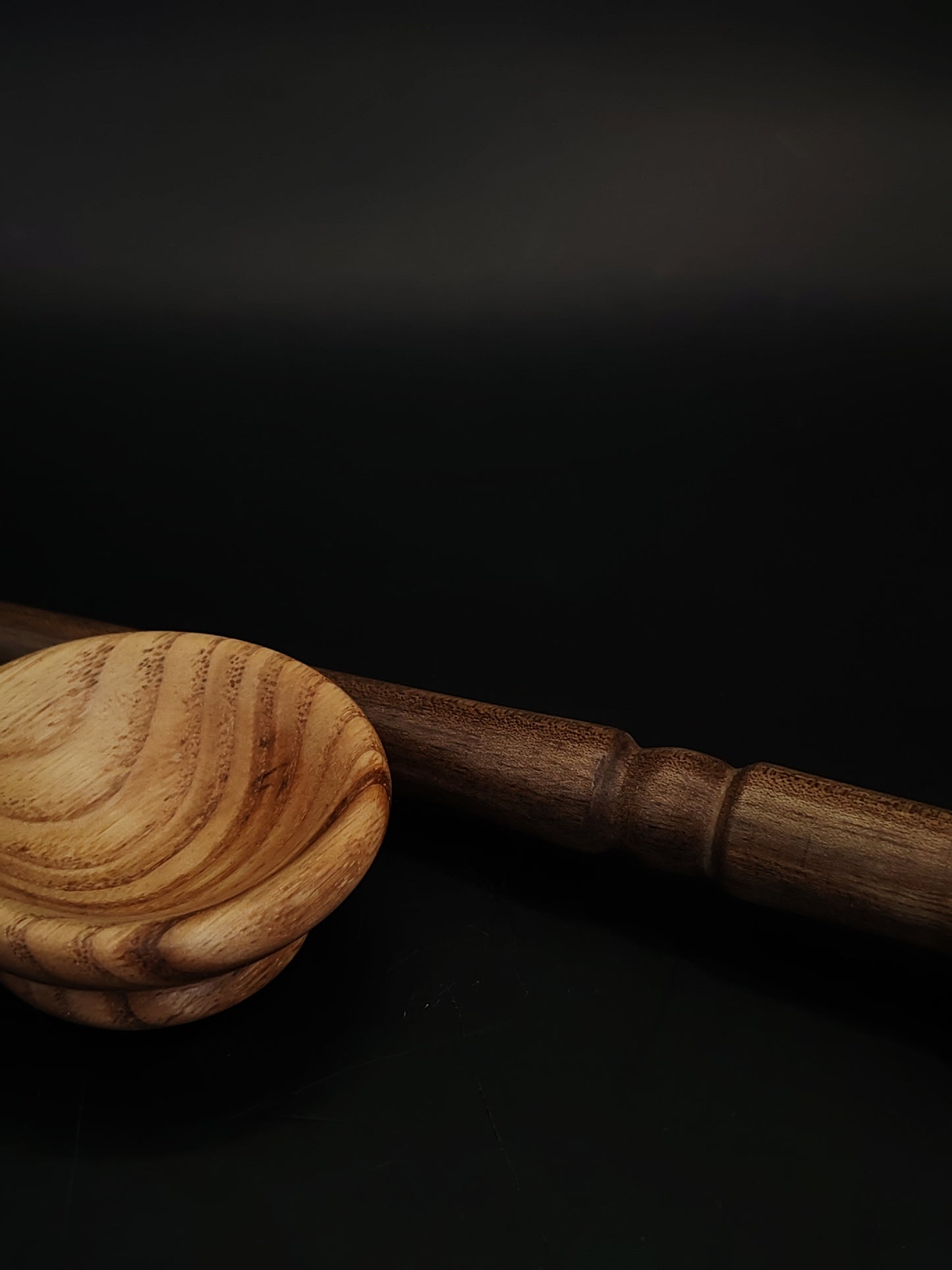 Support Spindle for Yarn Spinning – Walnut Wood, 24 cm (9.4″), 17 g Bowl