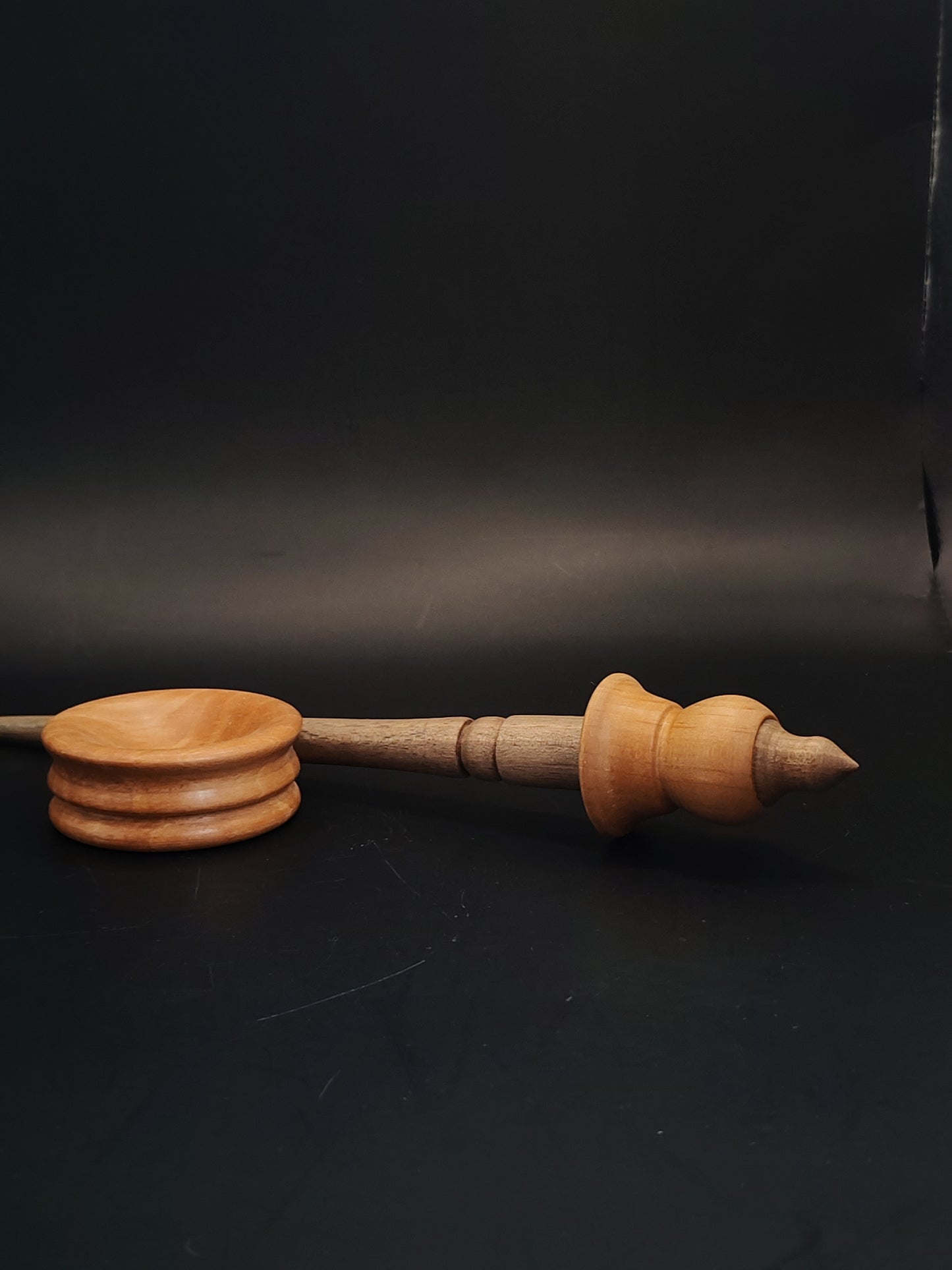Support Spindle for Yarn Spinning – Walnut & Pear, 25.5 cm (10″), 20 g Bowl