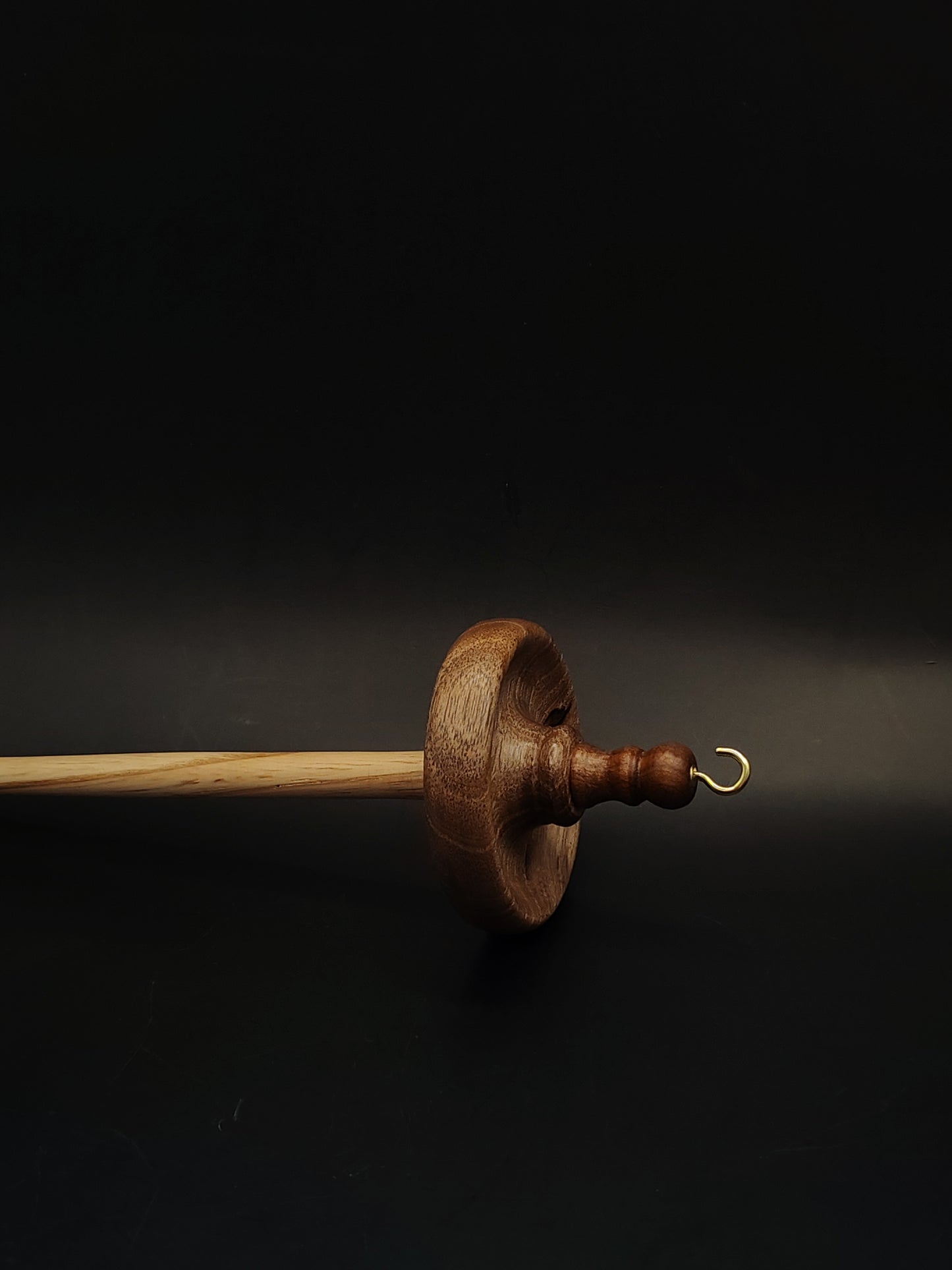 Drop Spindle Yarn Spinning Tool 35g Wooden Spindle Chestnut Shaft Walnut Whorl