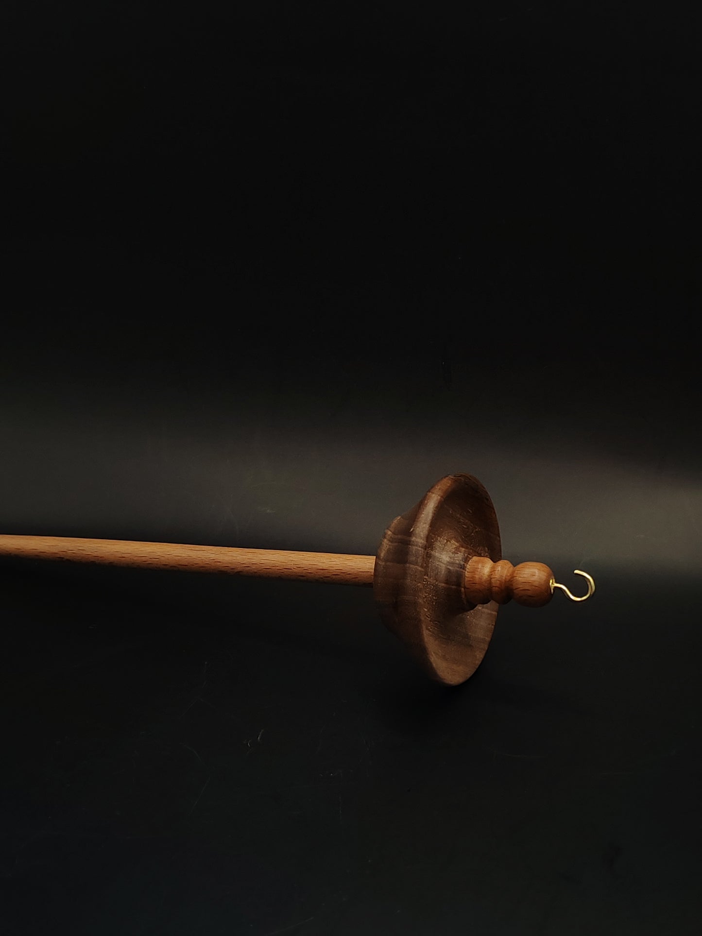 Drop Spindle Yarn Spinning Tool 41g Wooden Spindle Beech Shaft Walnut Whorl