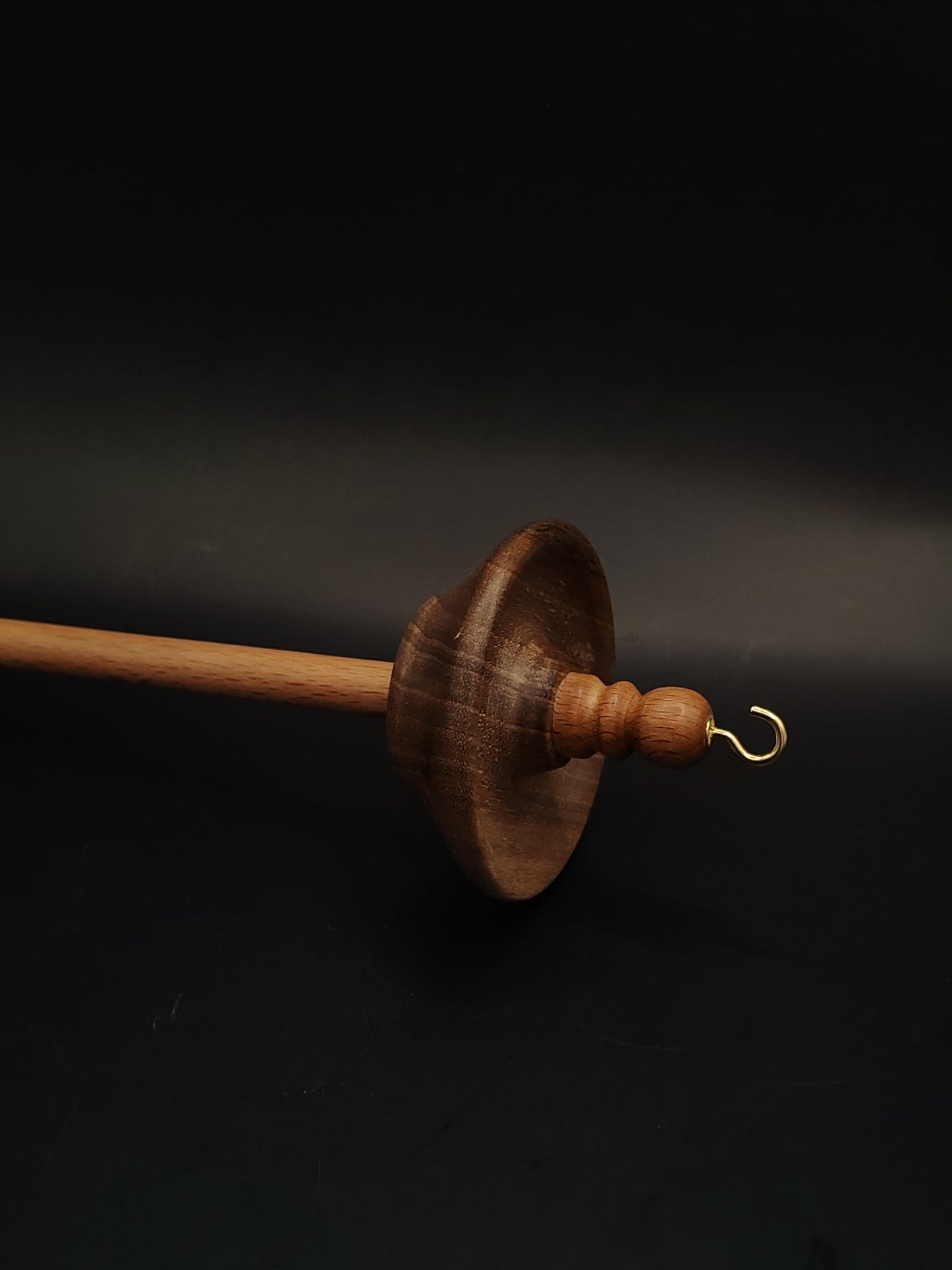 Drop Spindle Yarn Spinning Tool 41g Wooden Spindle Beech Shaft Walnut Whorl
