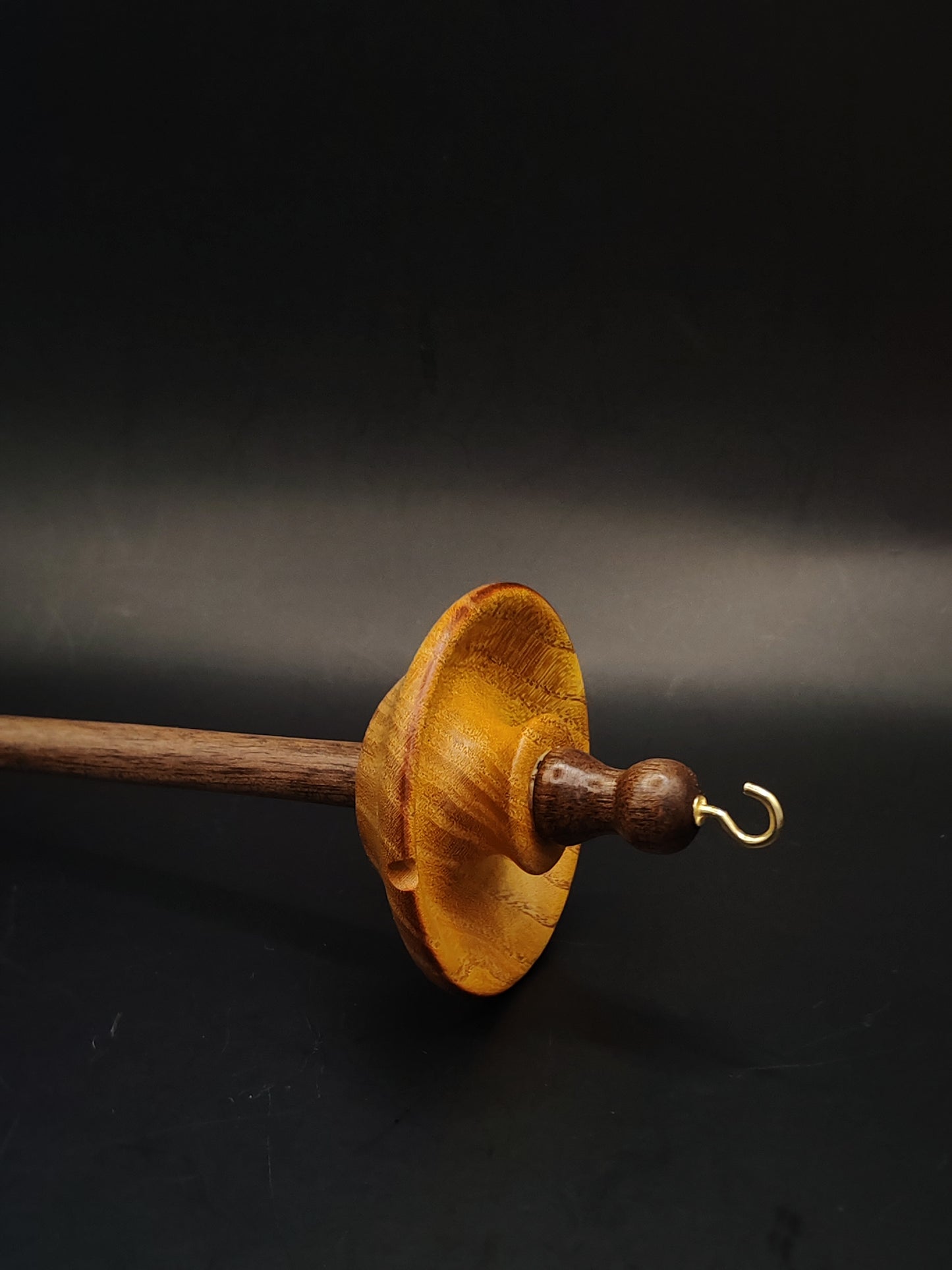 Drop Spindle Yarn Spinning Tool 29g Wooden Spindle Walnut Shaft Mulberry Whorl