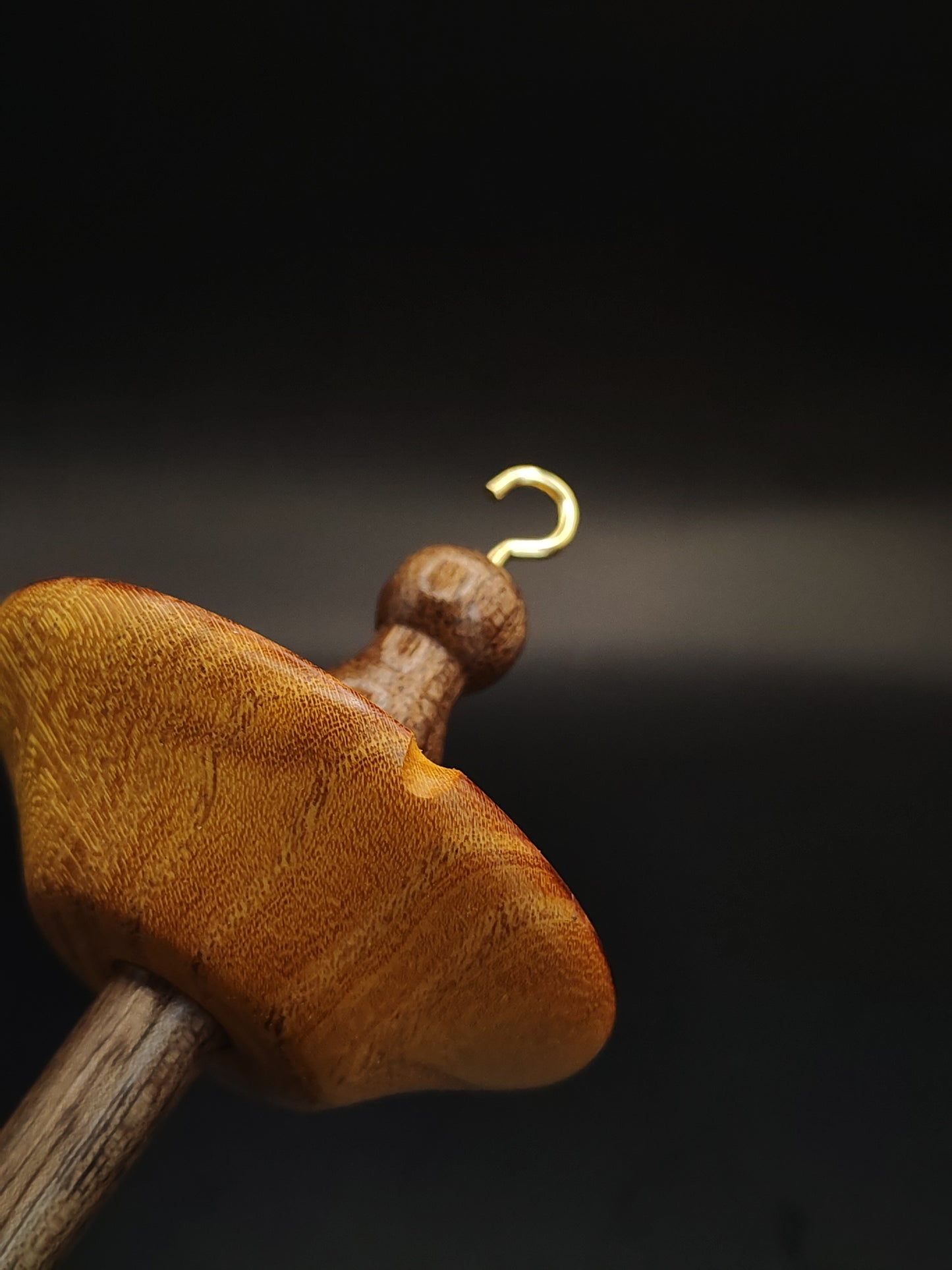Drop Spindle Yarn Spinning Tool 29g Wooden Spindle Walnut Shaft Mulberry Whorl
