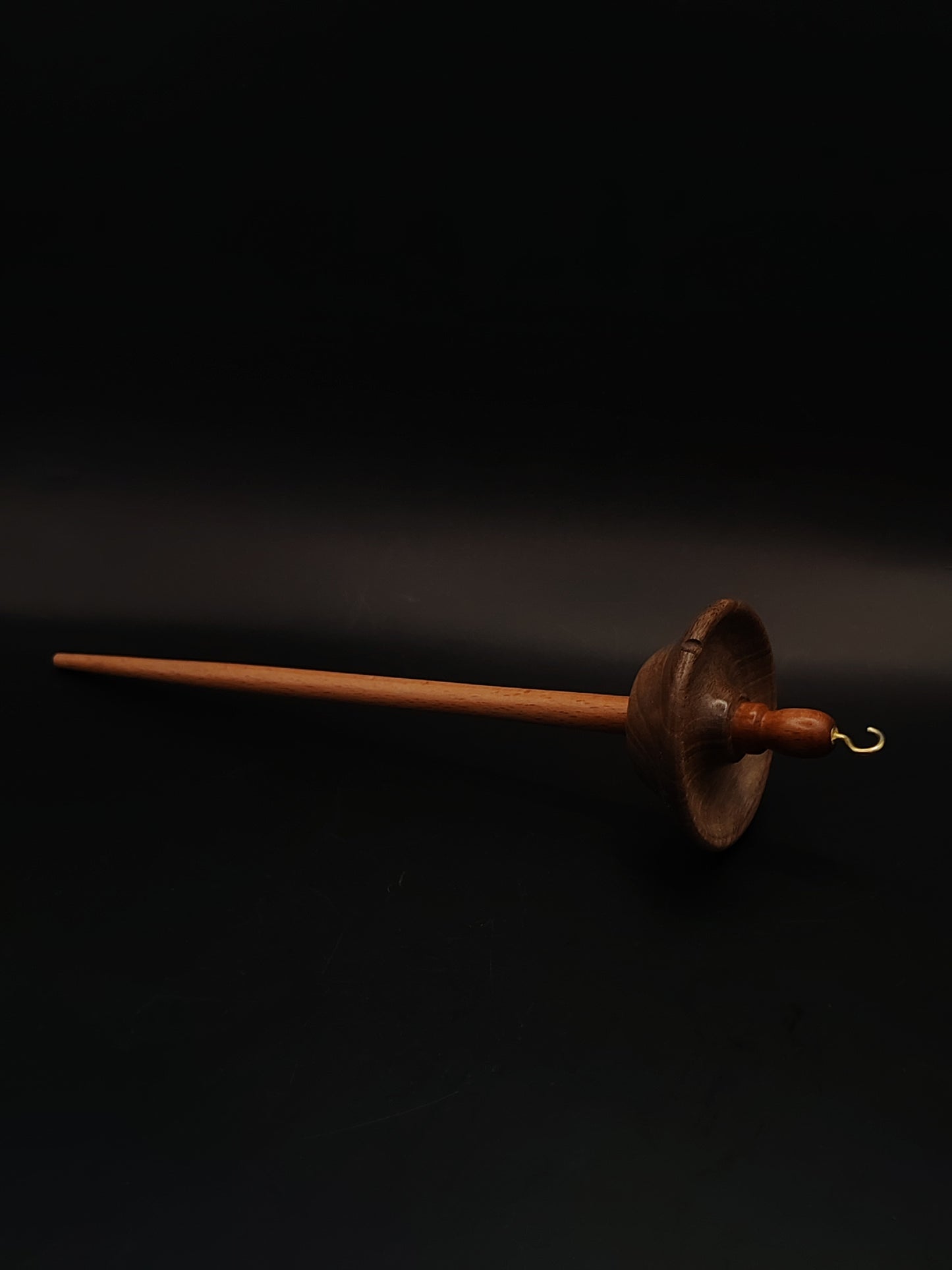 Drop Spindle Yarn Spinning Tool 35g Wooden Spindle Beech Shaft Walnut Whorl