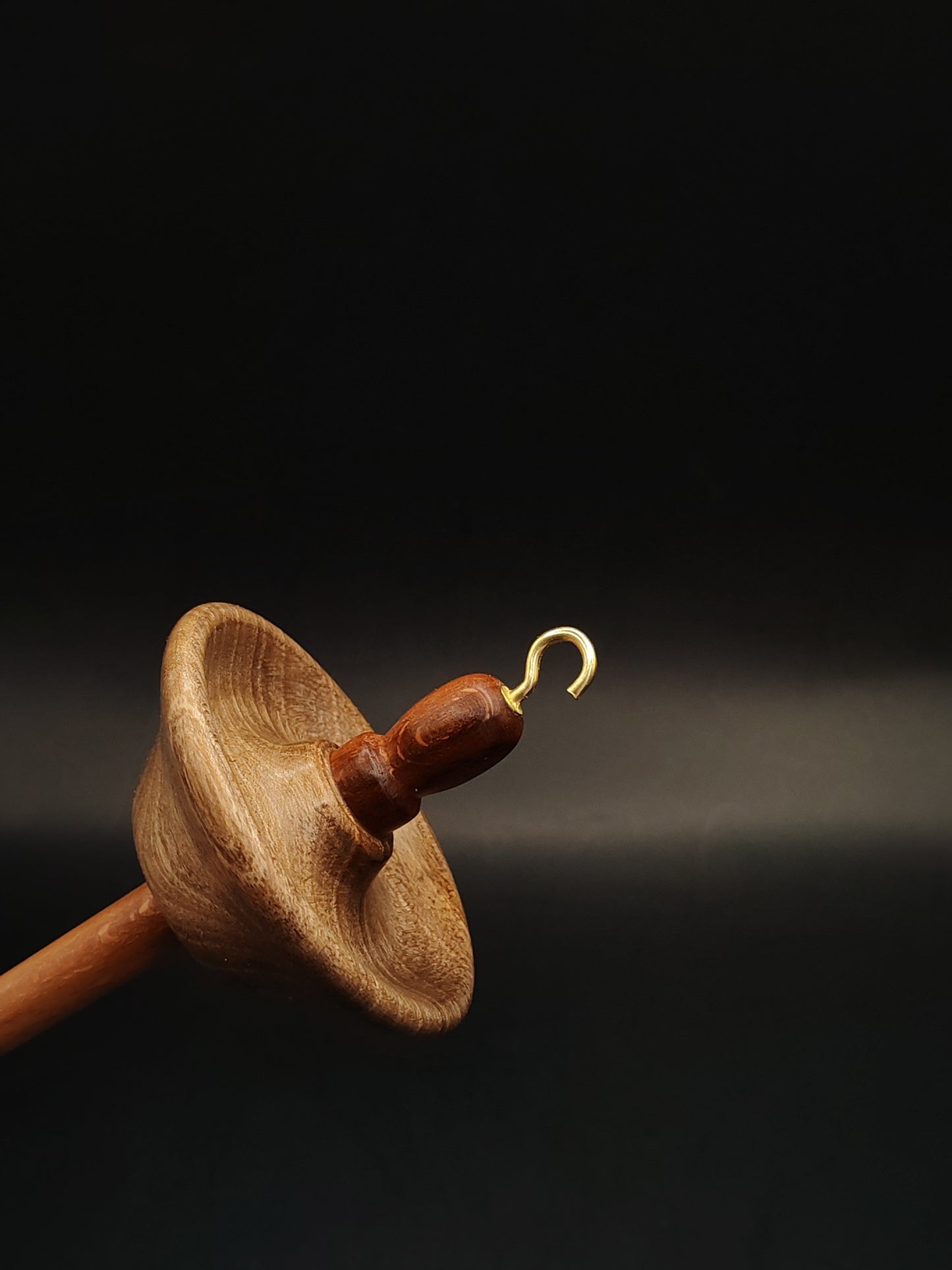 Drop Spindle Yarn Spinning Tool 35g Wooden Spindle Beech Shaft Walnut Whorl