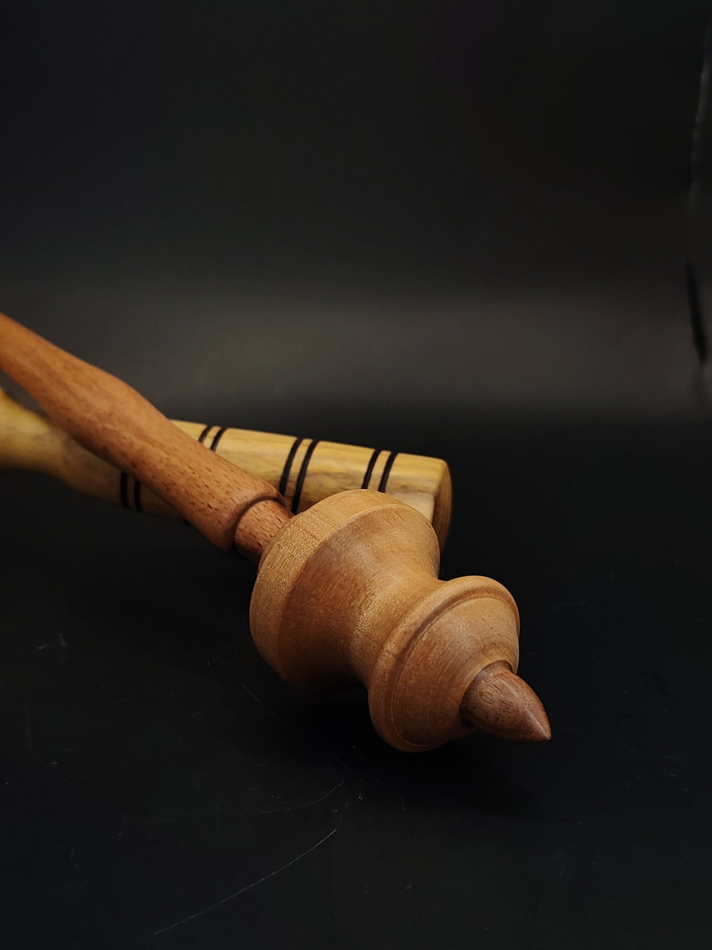 Support Spindle Set 27g Yarn Spinning Tool Beech Shaft Pear Whorl Walnut Tip