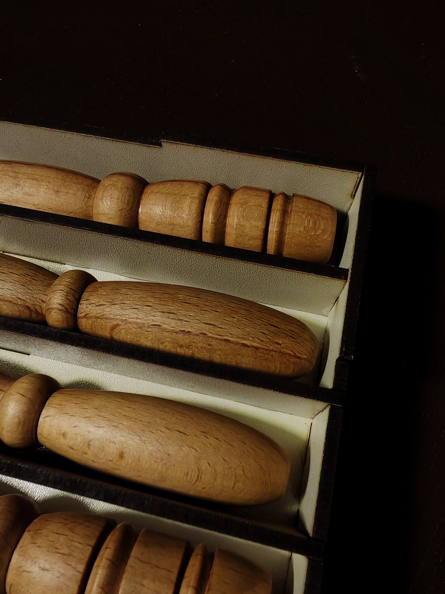 Crochet Hook Set Wooden Handle Hooks with Storage Box Handmade Beech Wood