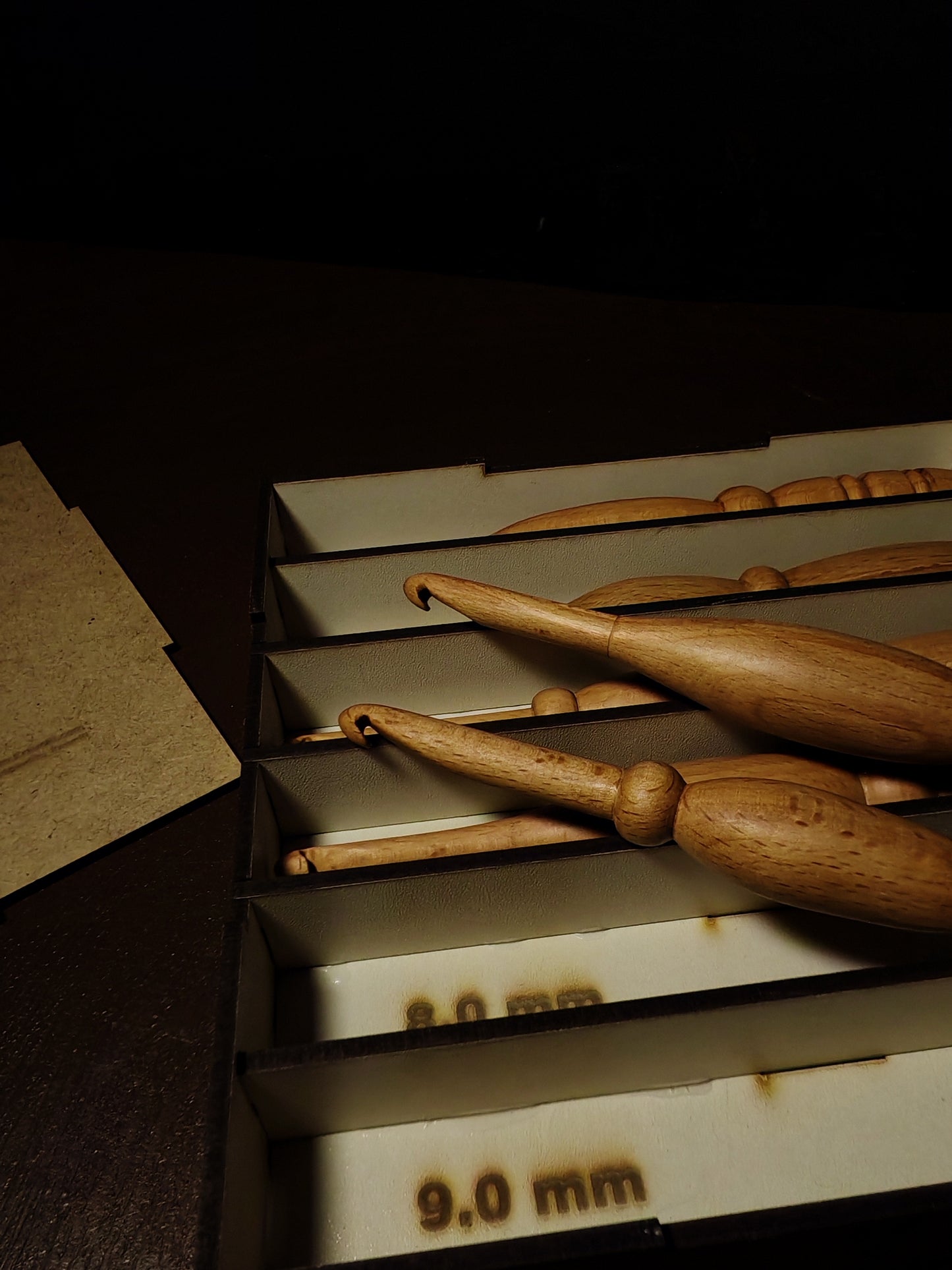 Crochet Hook Set Wooden Handle Hooks with Storage Box Handmade Beech Wood