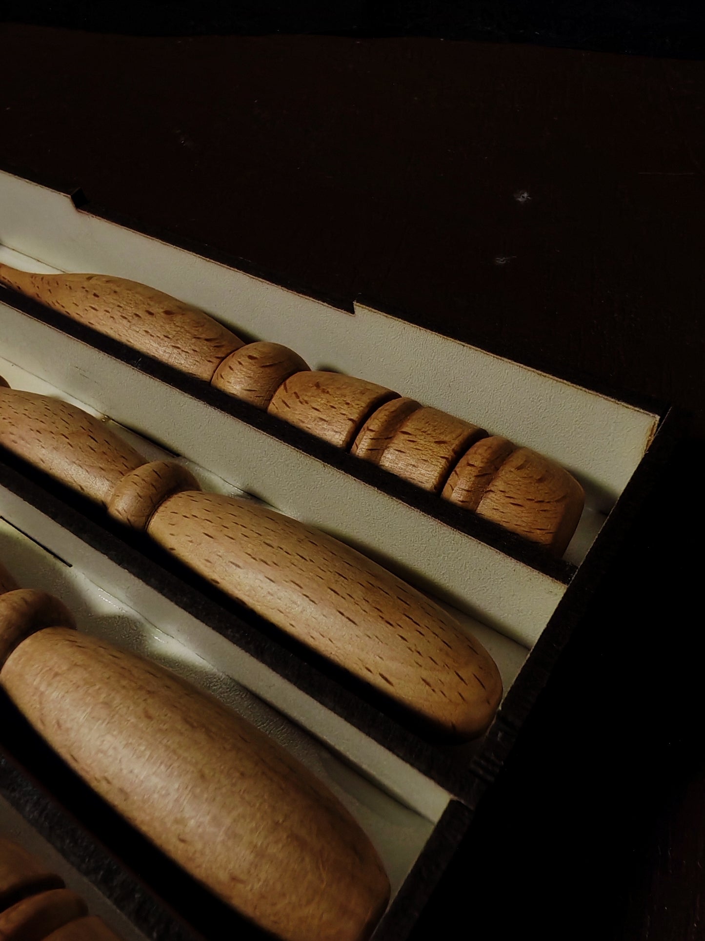 Handmade Crochet Hook Kit Wooden Crochet Needles with Beech Storage Case