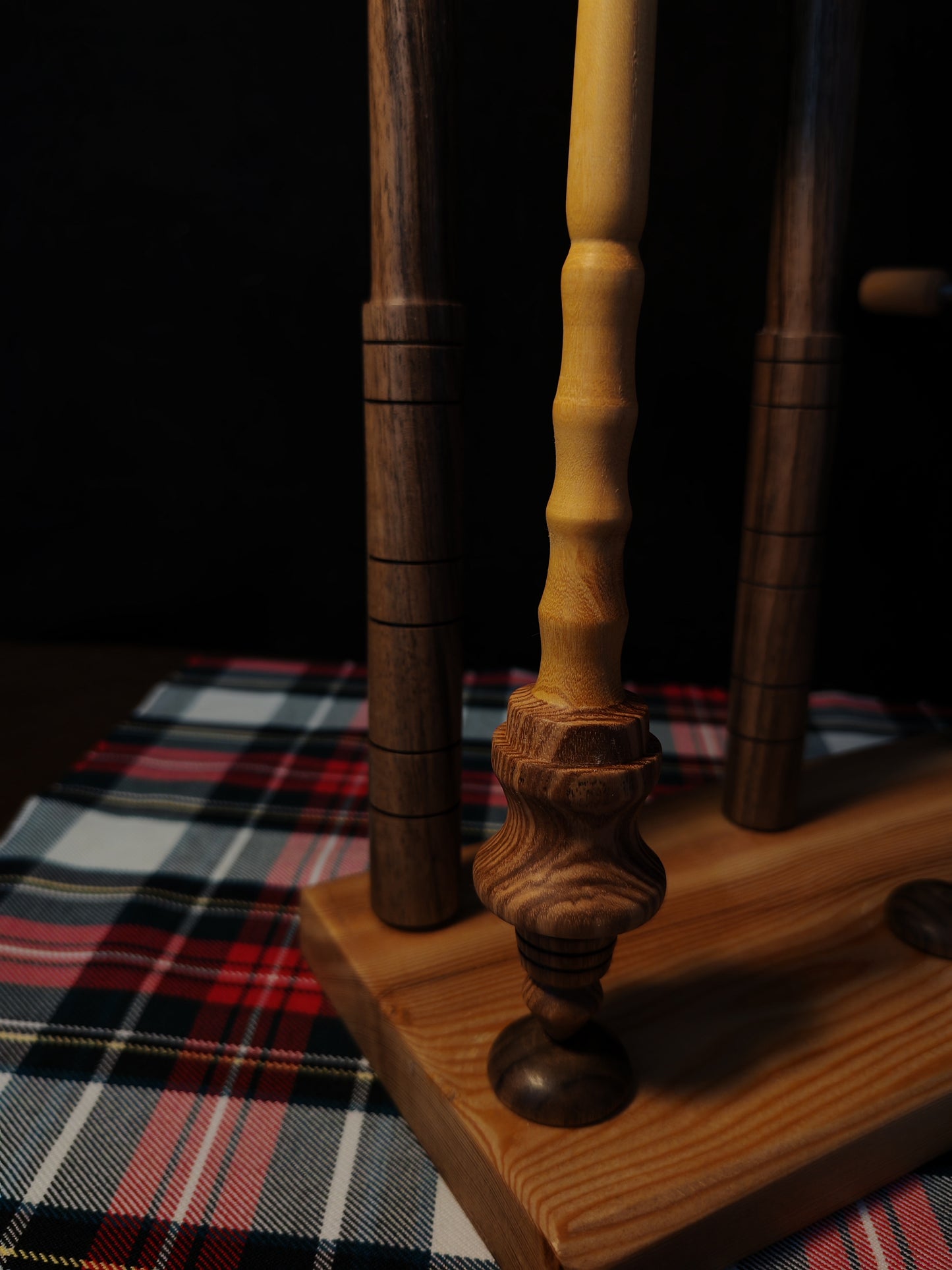 Lazy Anna Support Spindle Plying Station Larch Walnut 32cm 12.60in 3 Spindles