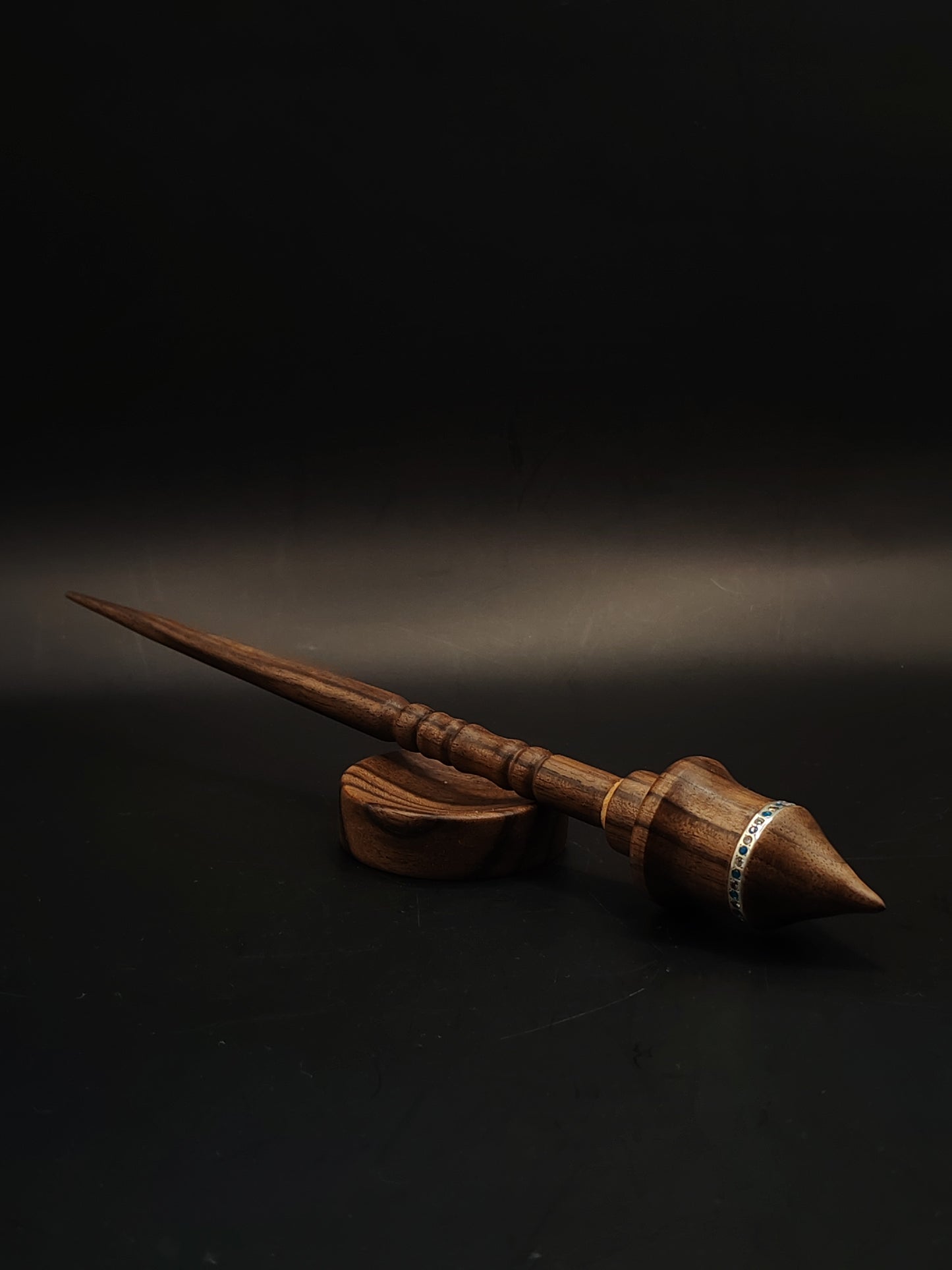 Walnut Support Spindle with Stone-Set Silver Ring – 25g