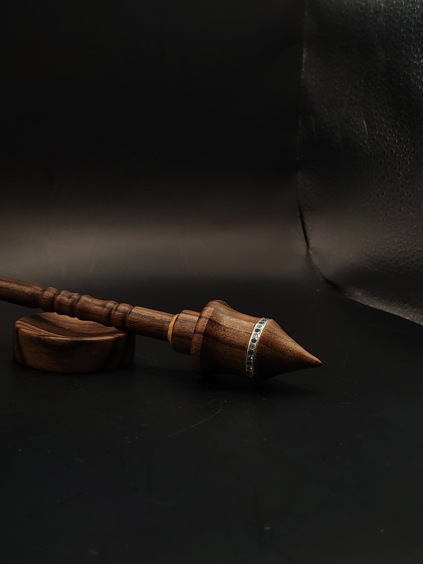 Walnut Support Spindle with Stone-Set Silver Ring – 25g