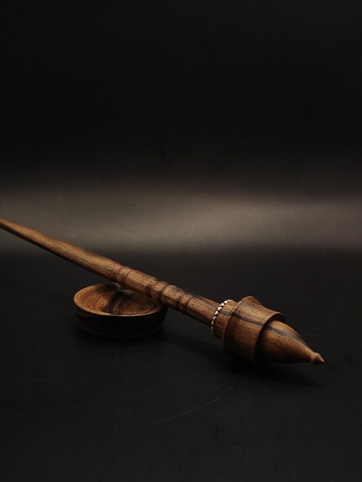 Walnut Support Spindle with Silver Ring – 19g