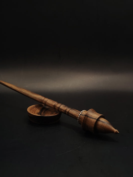 Walnut Support Spindle with Silver Ring – 19g