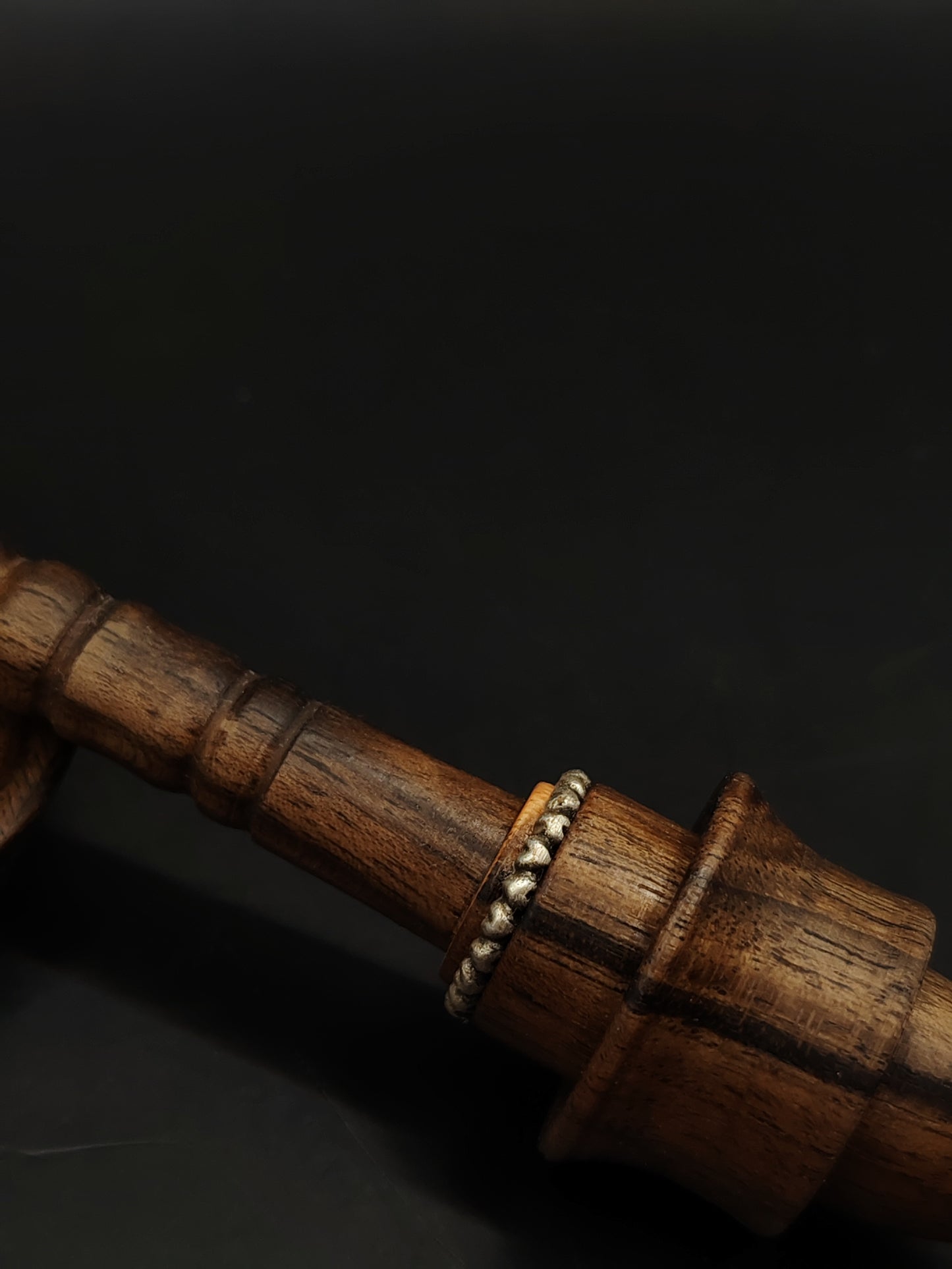Walnut Support Spindle with Silver Ring – 19g