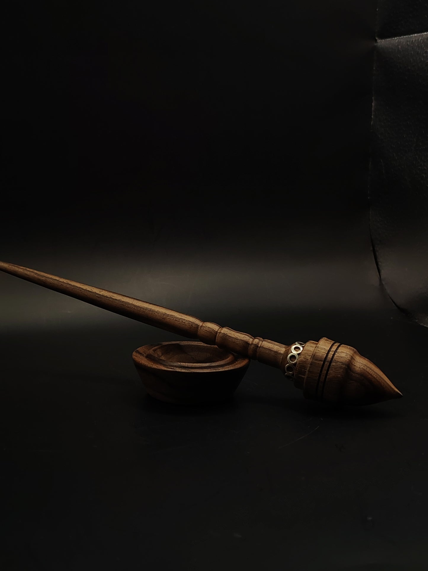 Walnut Support Spindle with Silver Ring – 23g