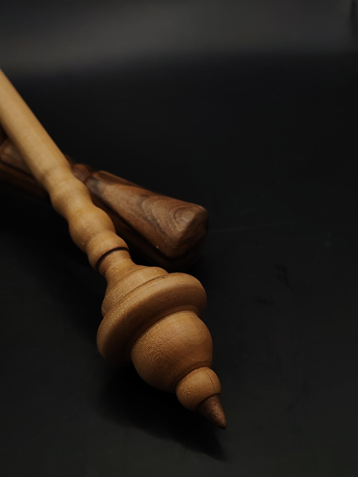 Pear Support Spindle with Walnut Tip – 22g